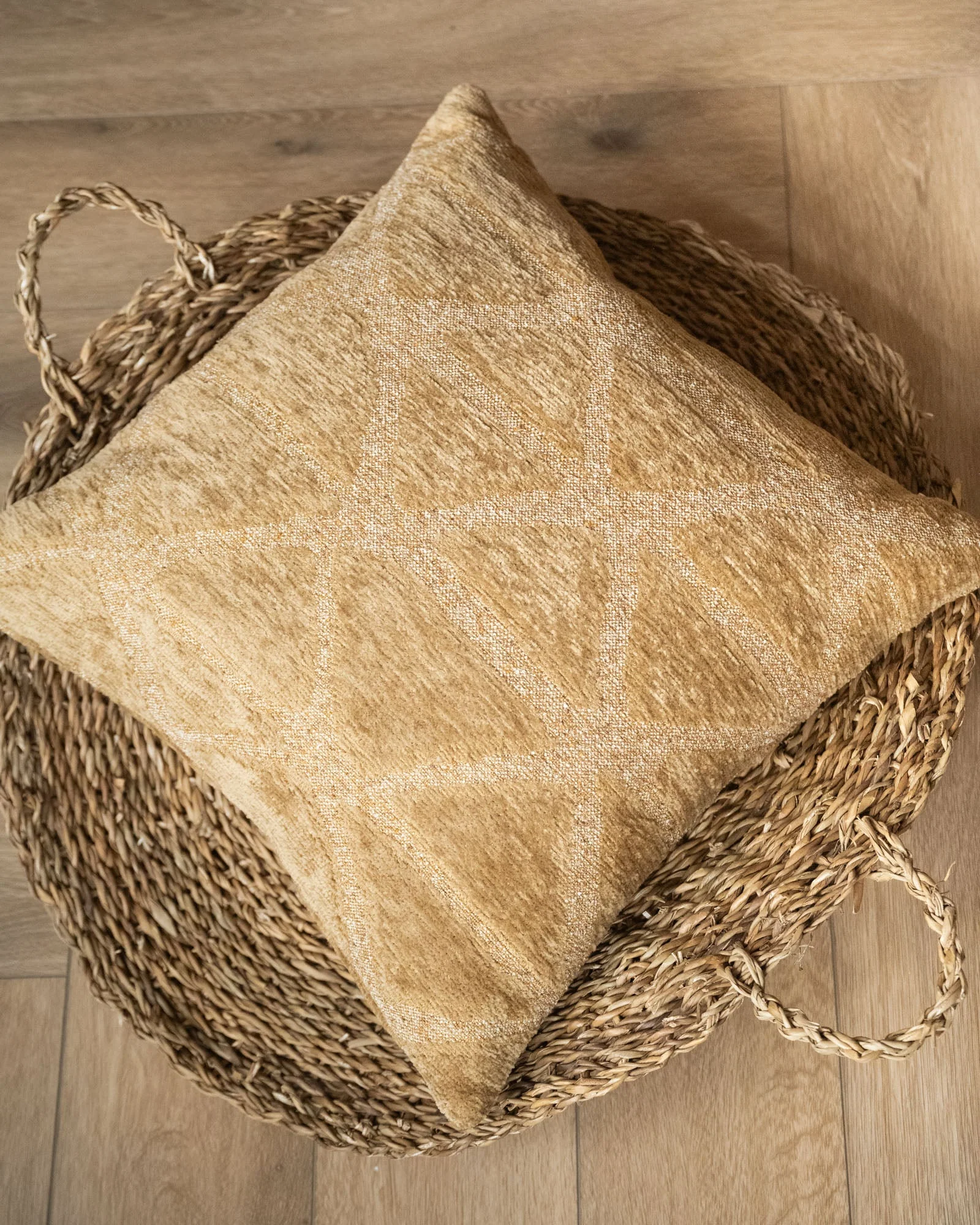Cushion Munchie Ochre - Image 3