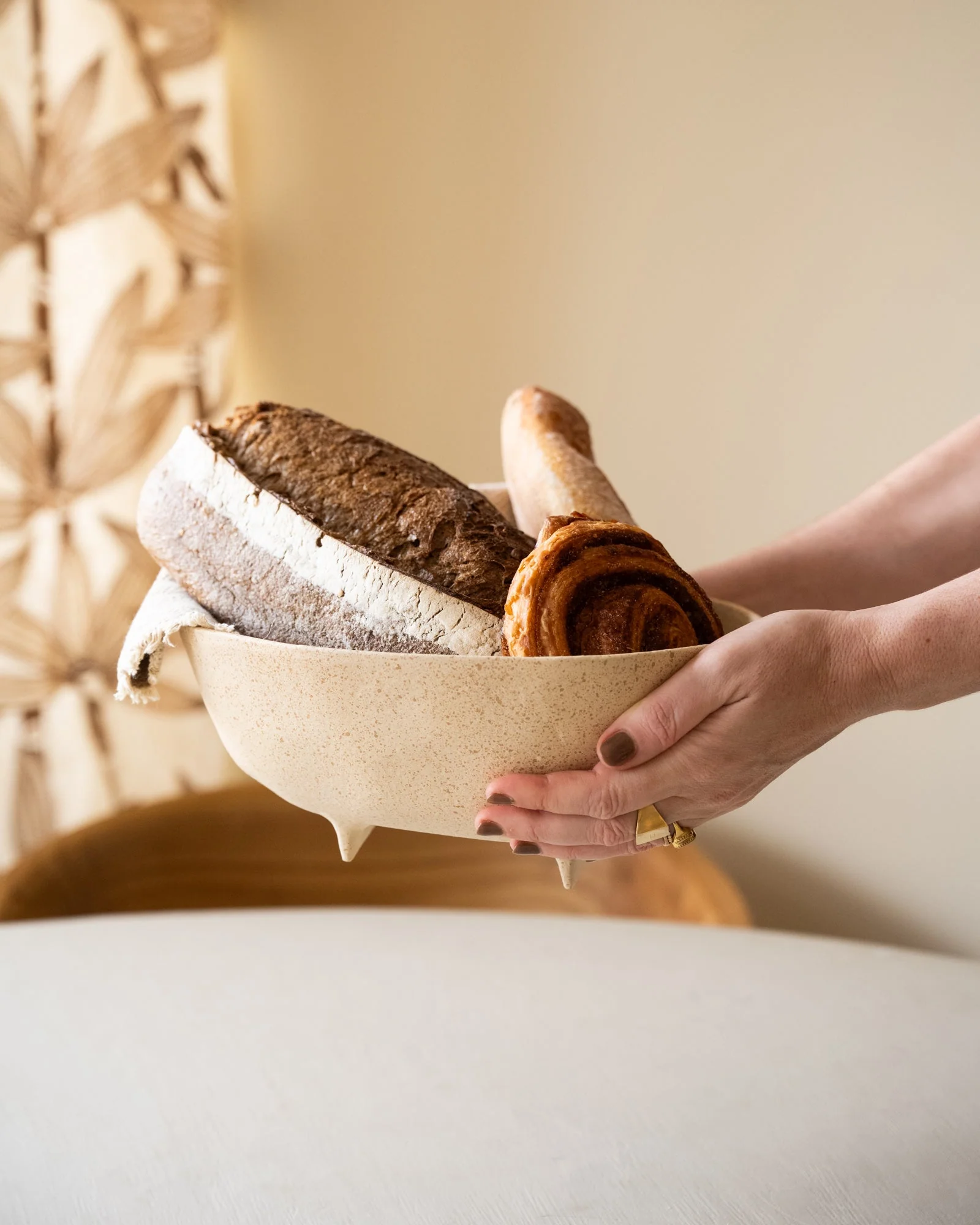Serving Bowl Rosa Sand - Image 3