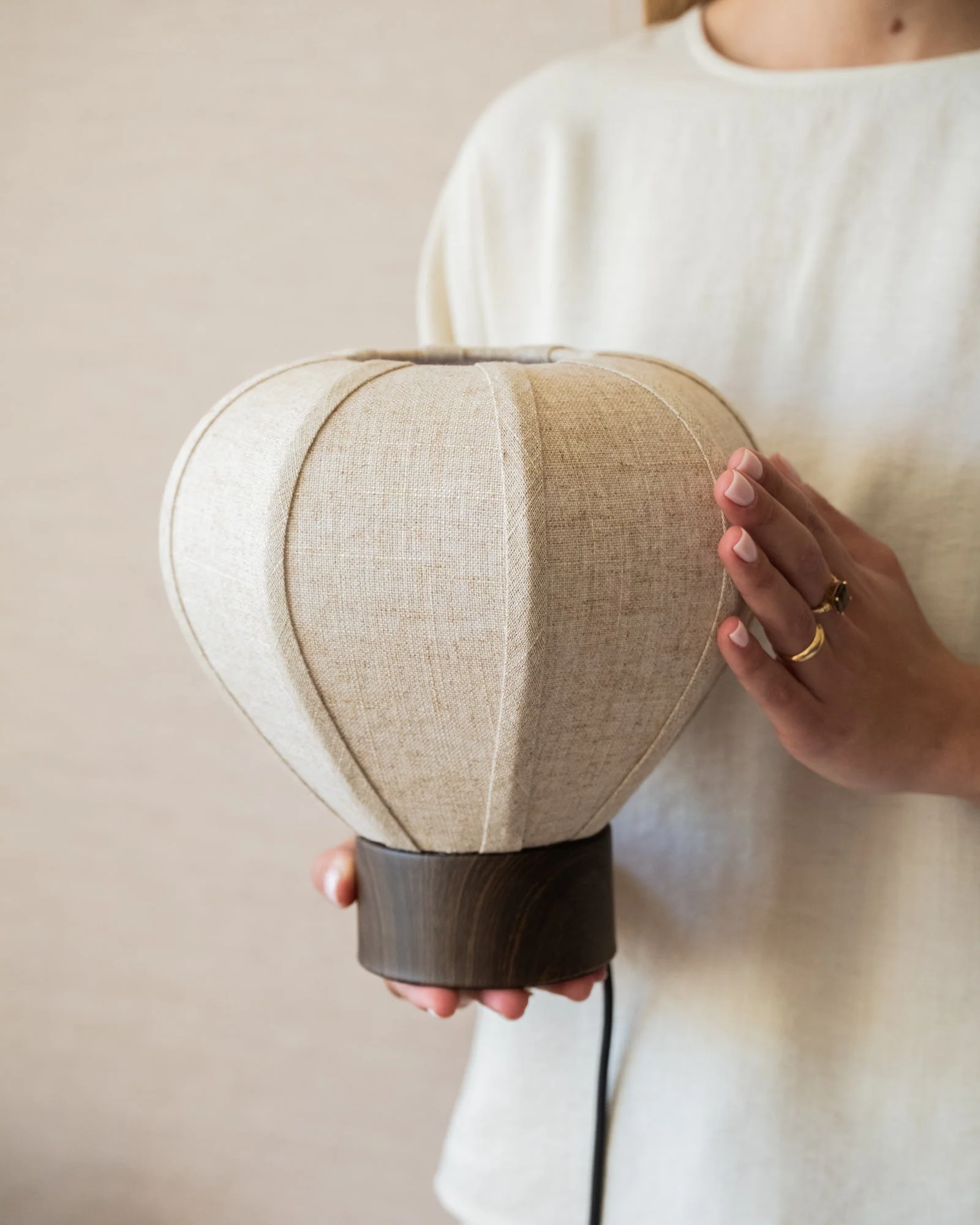 Table Lamp Kyzo Linen - Small - Image 2
