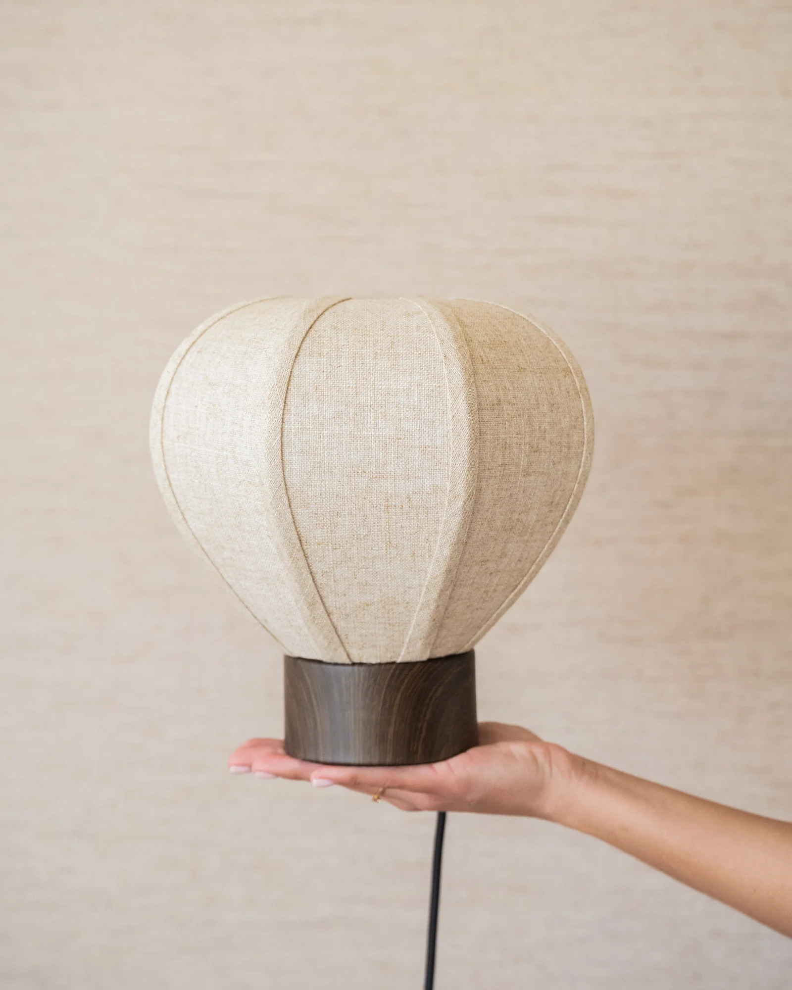 Table Lamp Kyzo Linen - Small - Image 7
