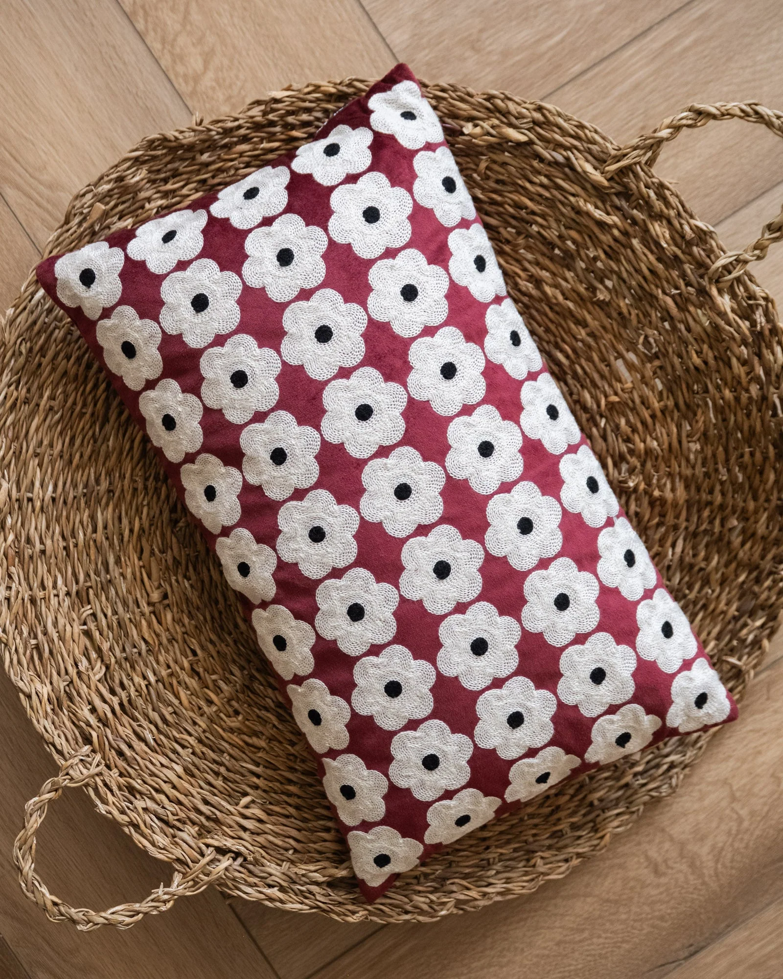 Cushion Mona Flower Burgundy - Image 2