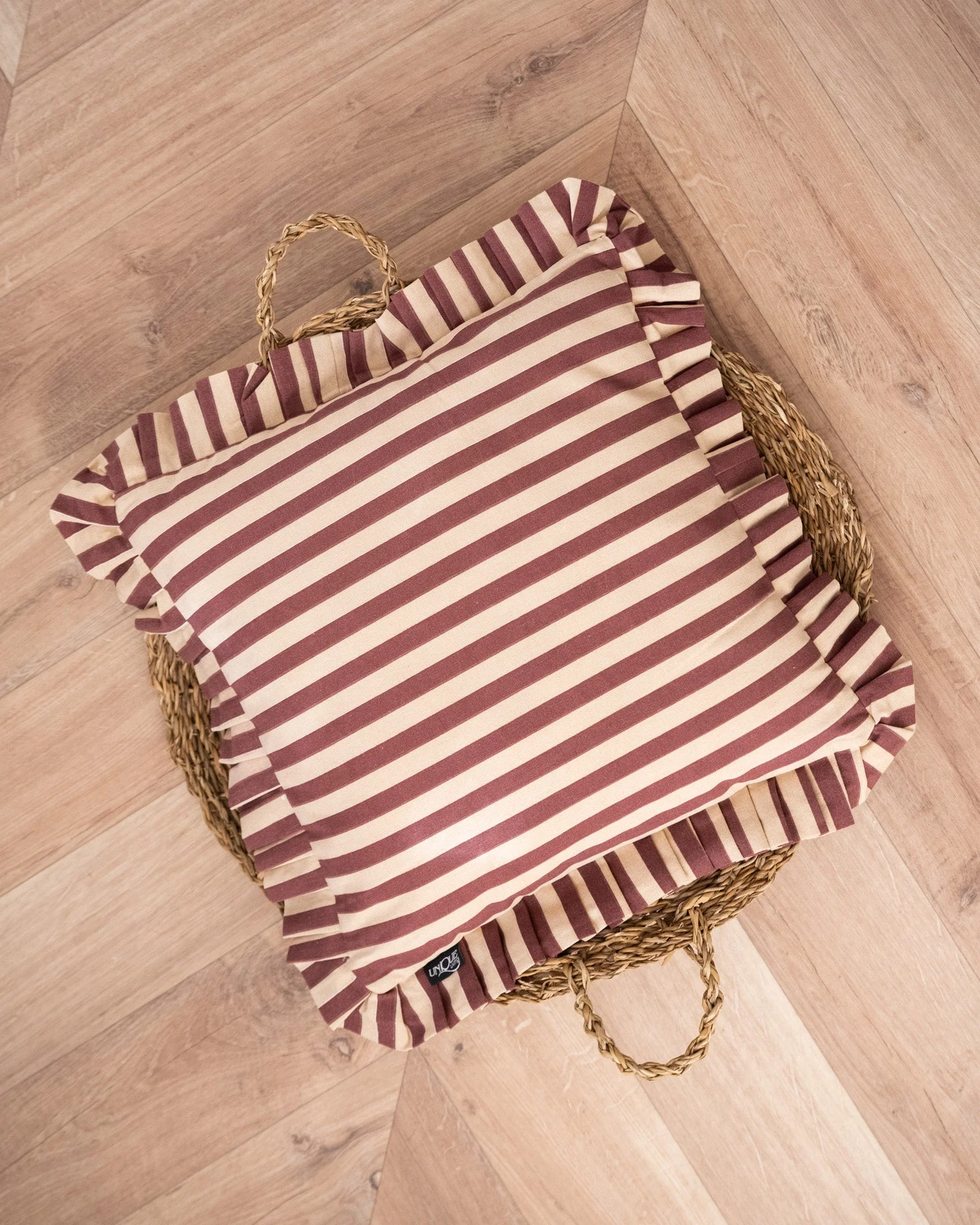 Cushion Ruth Ruffle Striped Burgundy - Image 4