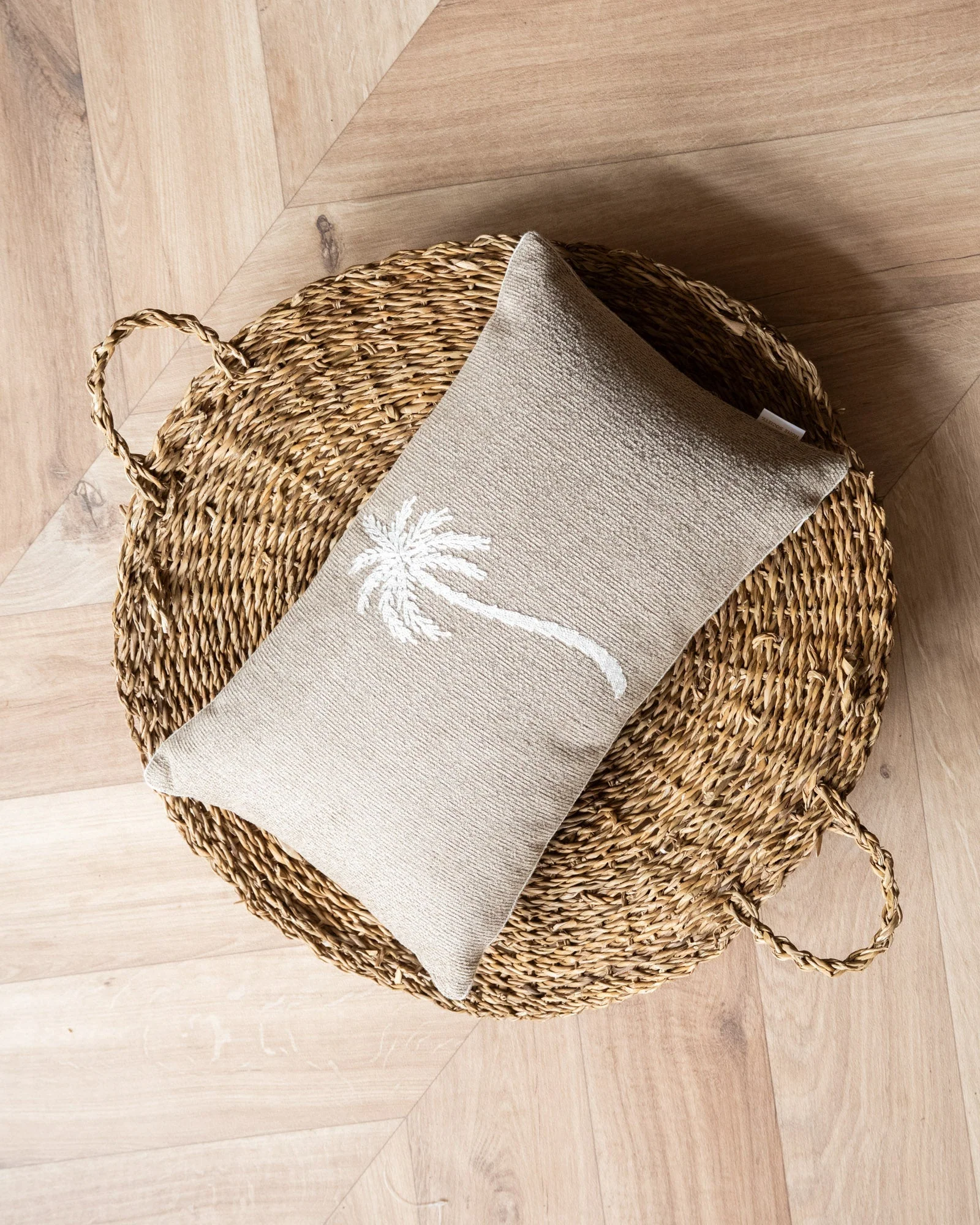 Cushion Palm Beige - Image 8