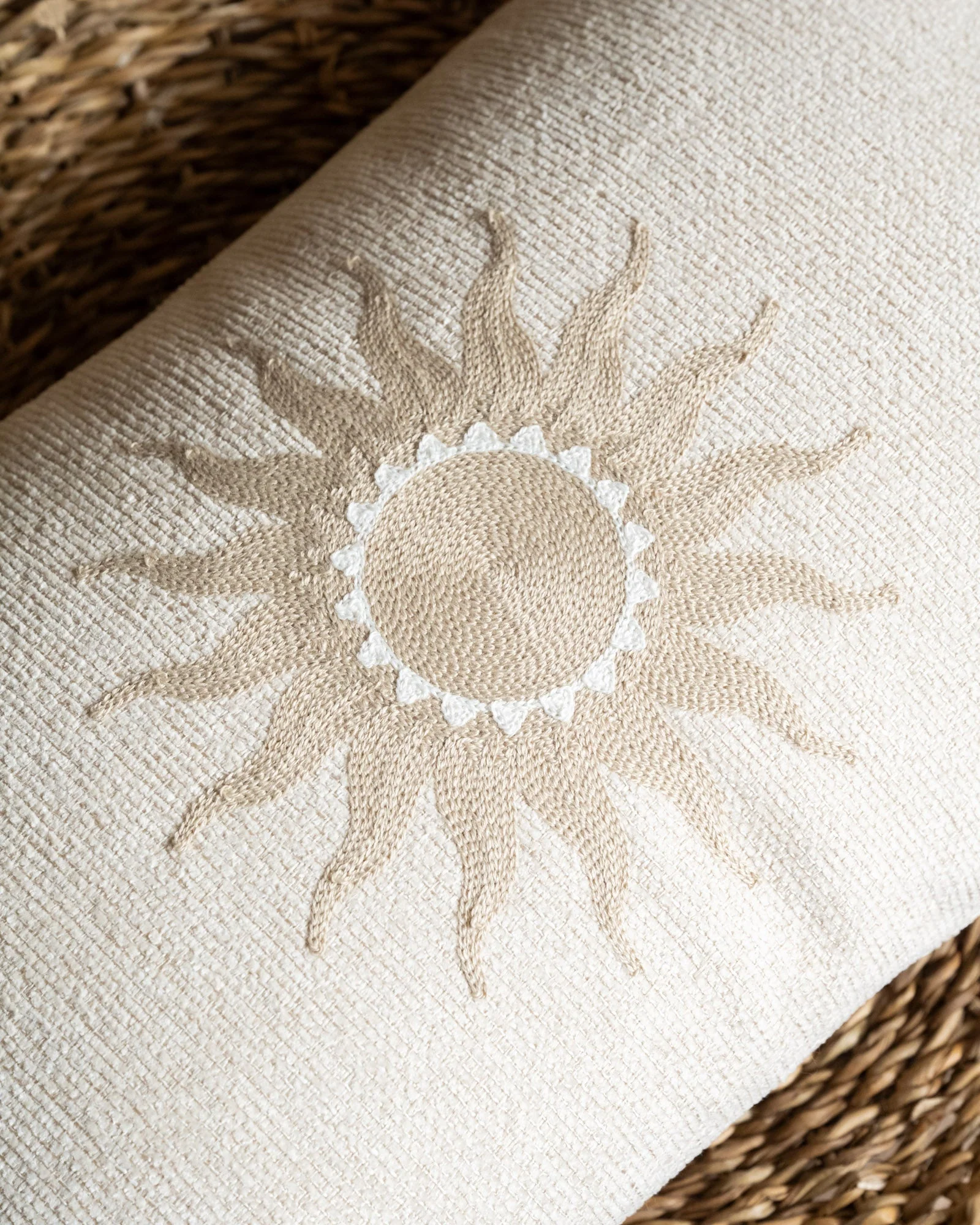 Cushion Sun Beige - Image 6