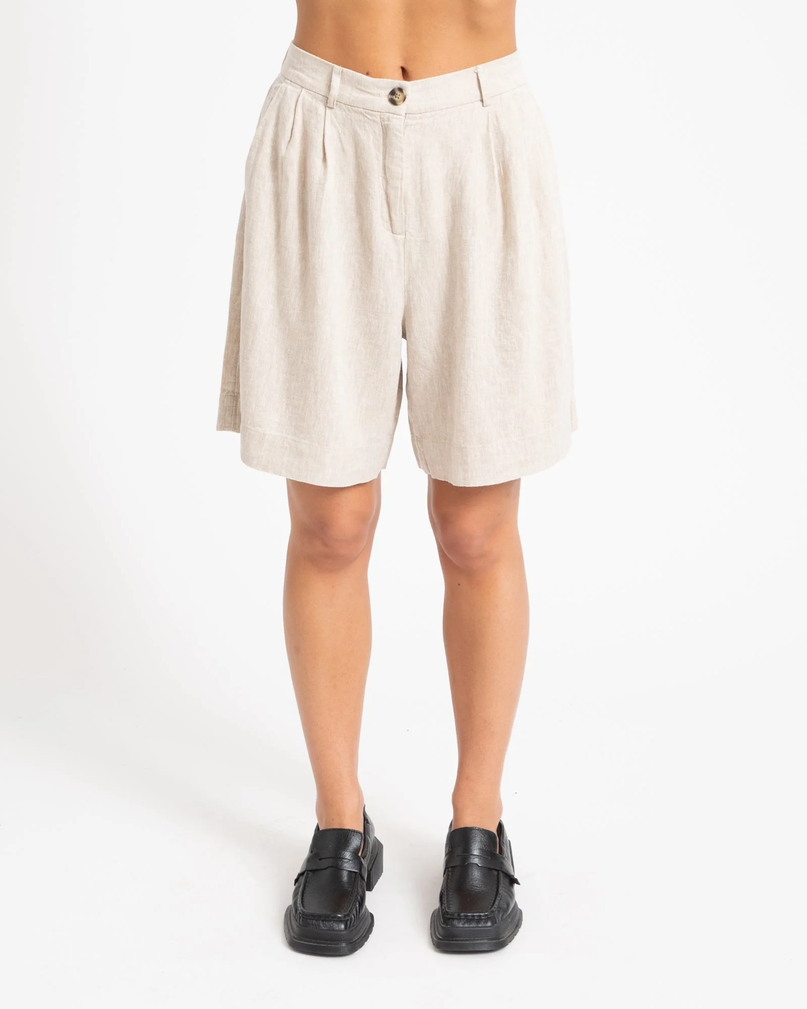 MSCH Viana Ginia Shorts Sand - Image 4