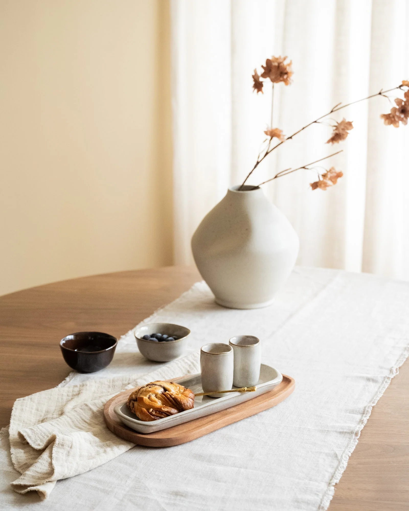 Handmade Serving Tray Serpa Beige - Image 2