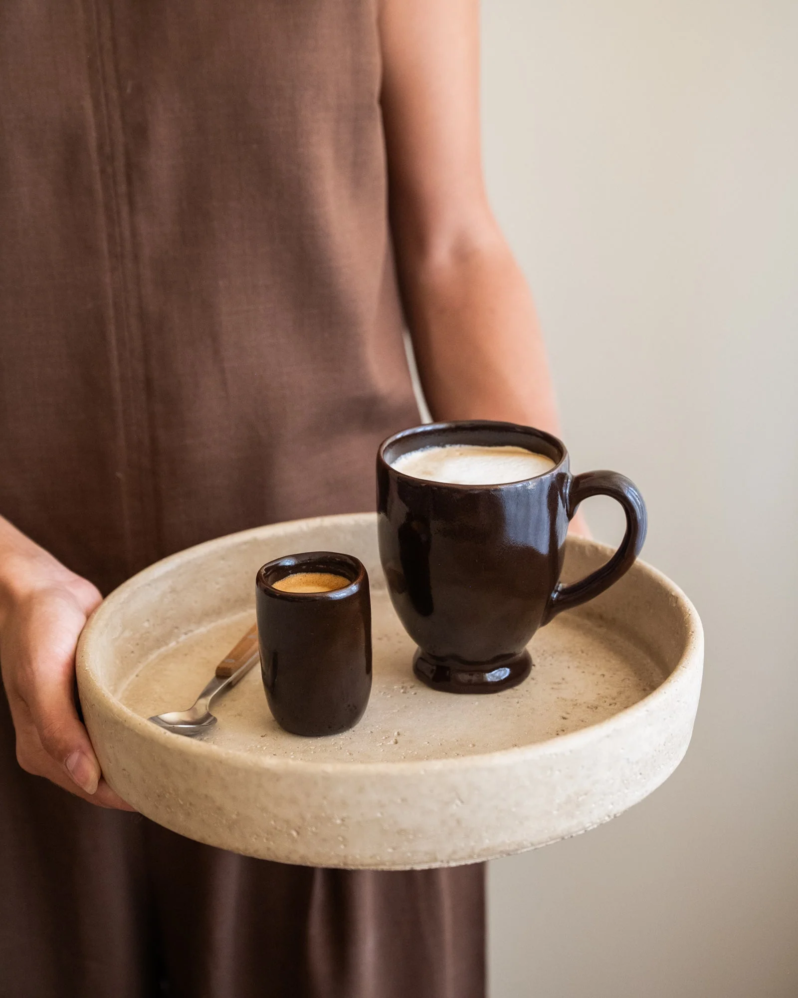 Handgemaakte Espressomok Serpa Bruin - Image 4