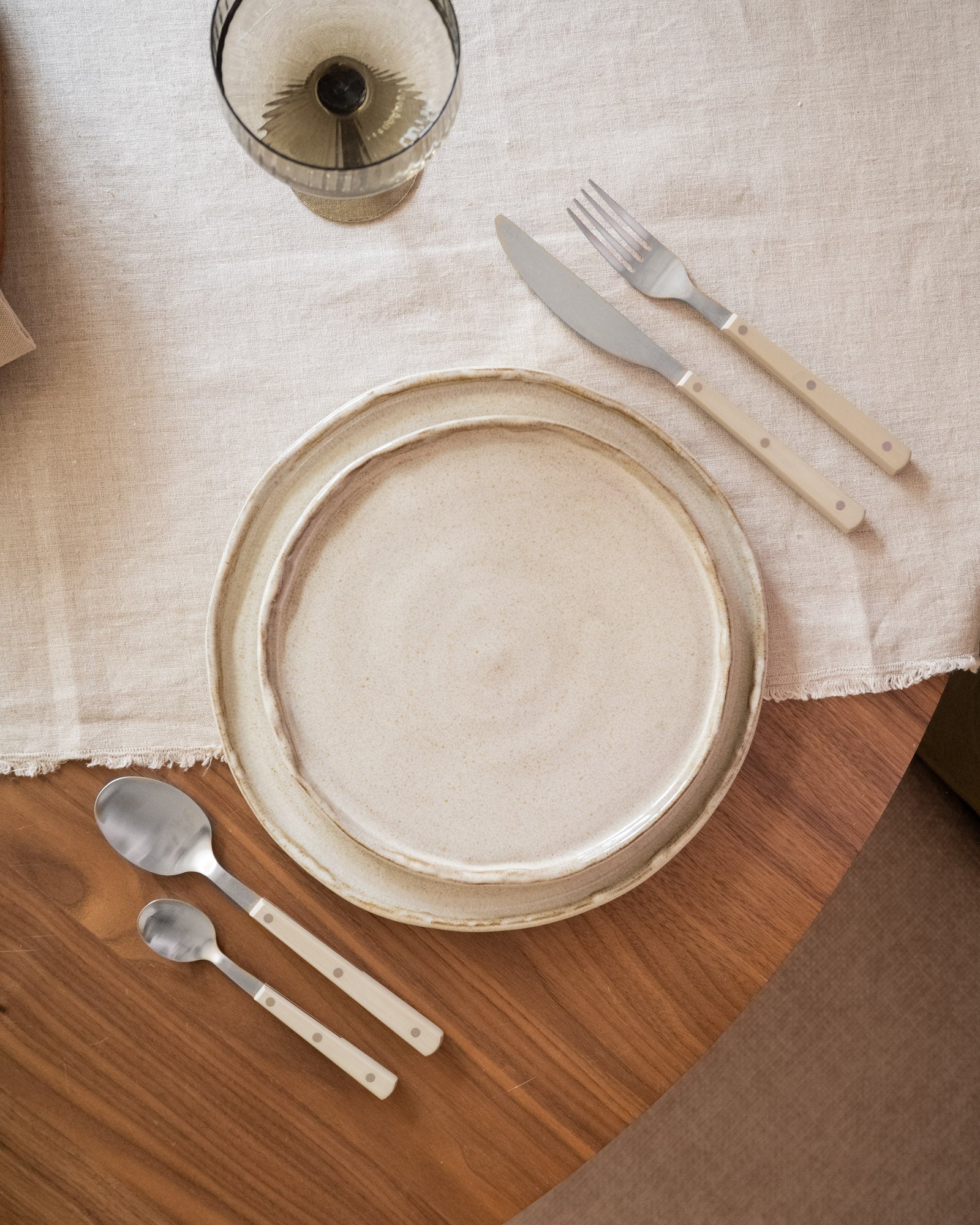 Handgemaakte Dinerbord Serpa Beige - Image 2