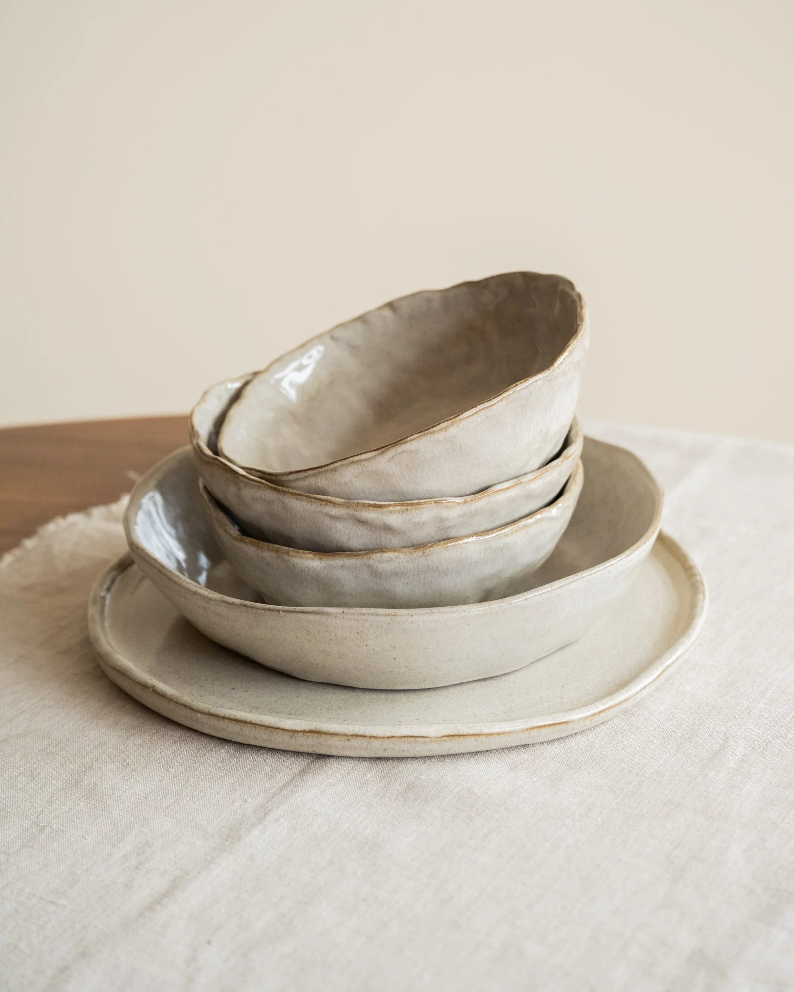 Handgemaakte Diep Dinerbord Serpa Beige - Image 8