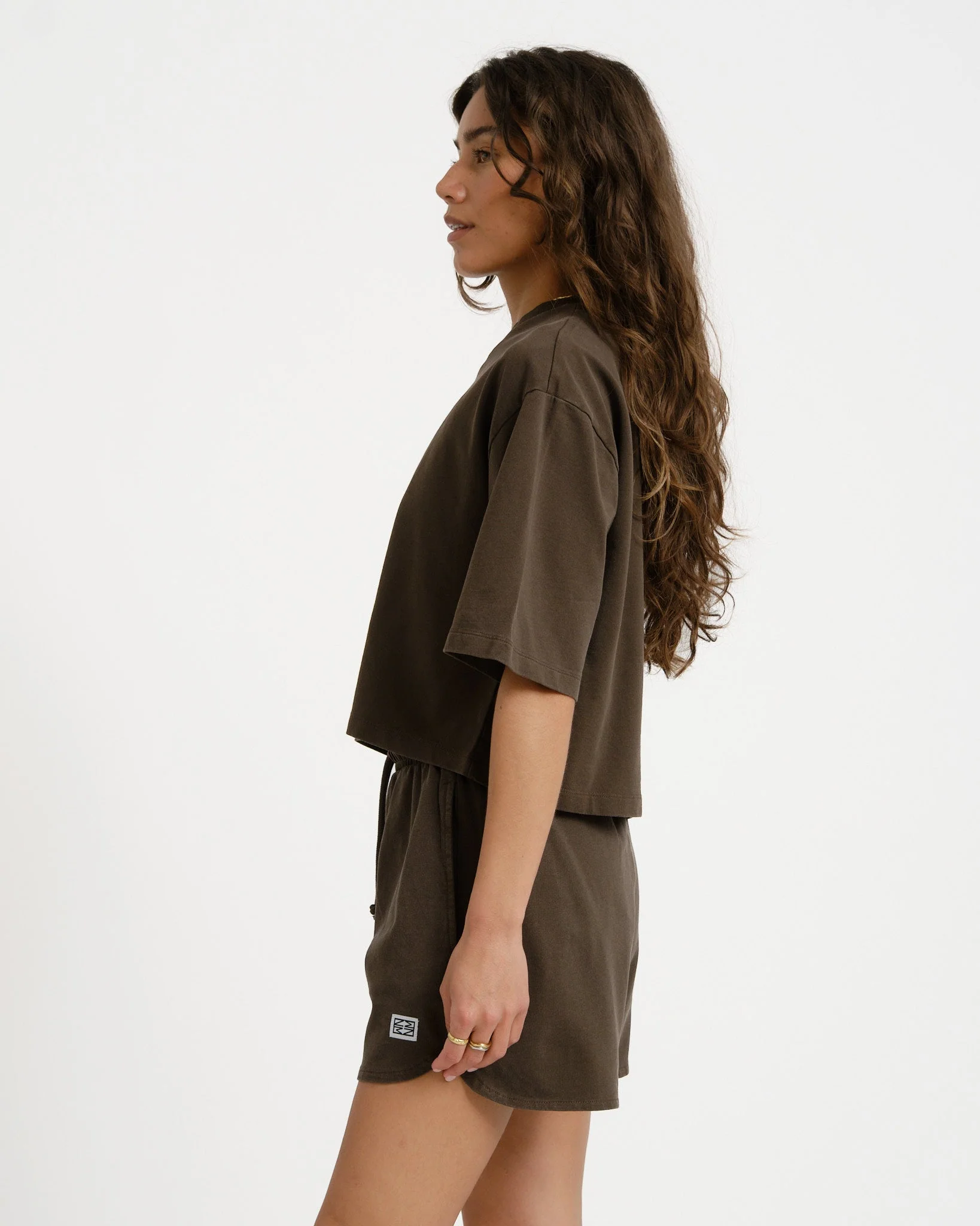 Alani Boxy Cropped Top Chocolate Brown - Image 4