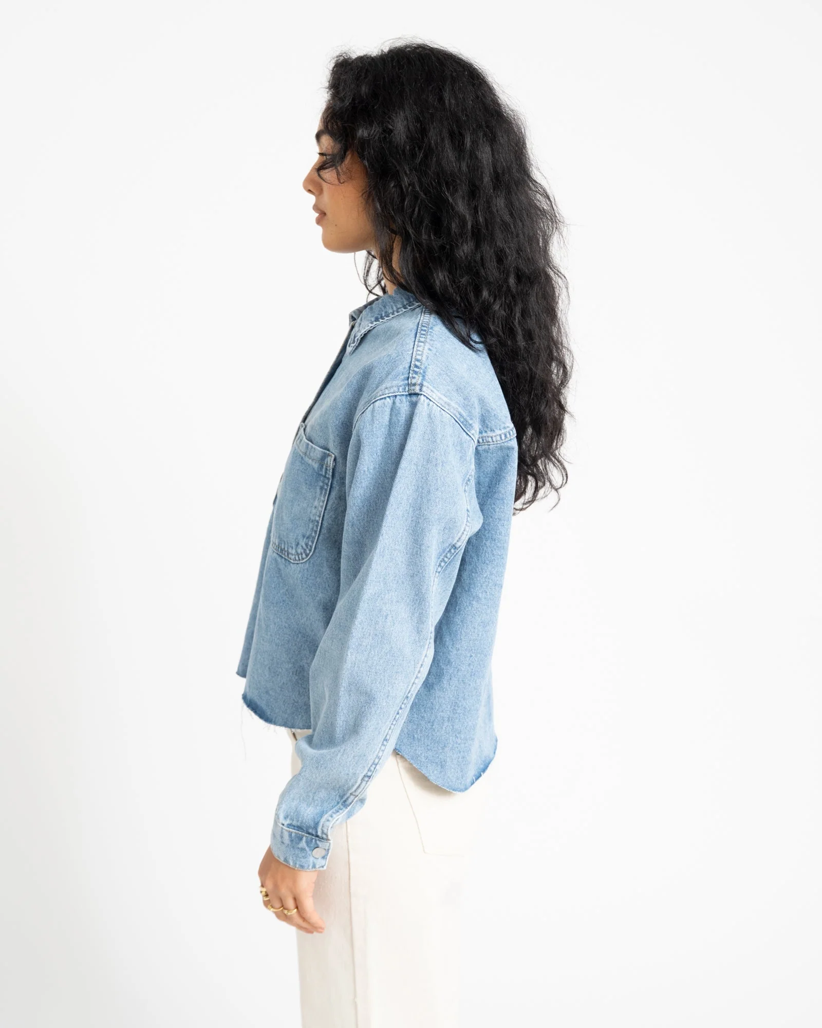 Alva Denim Shacket Light Blue - Image 4