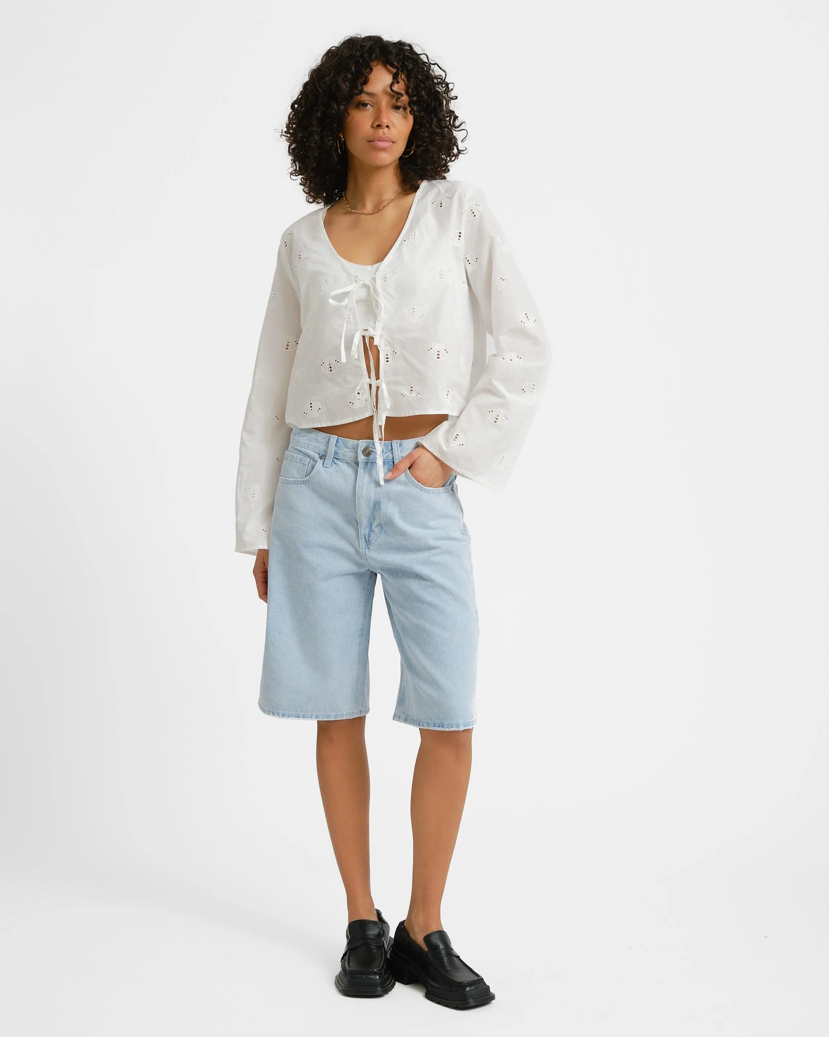 Ashley Tie V-Neck Shirt Sea Shells - Image 2