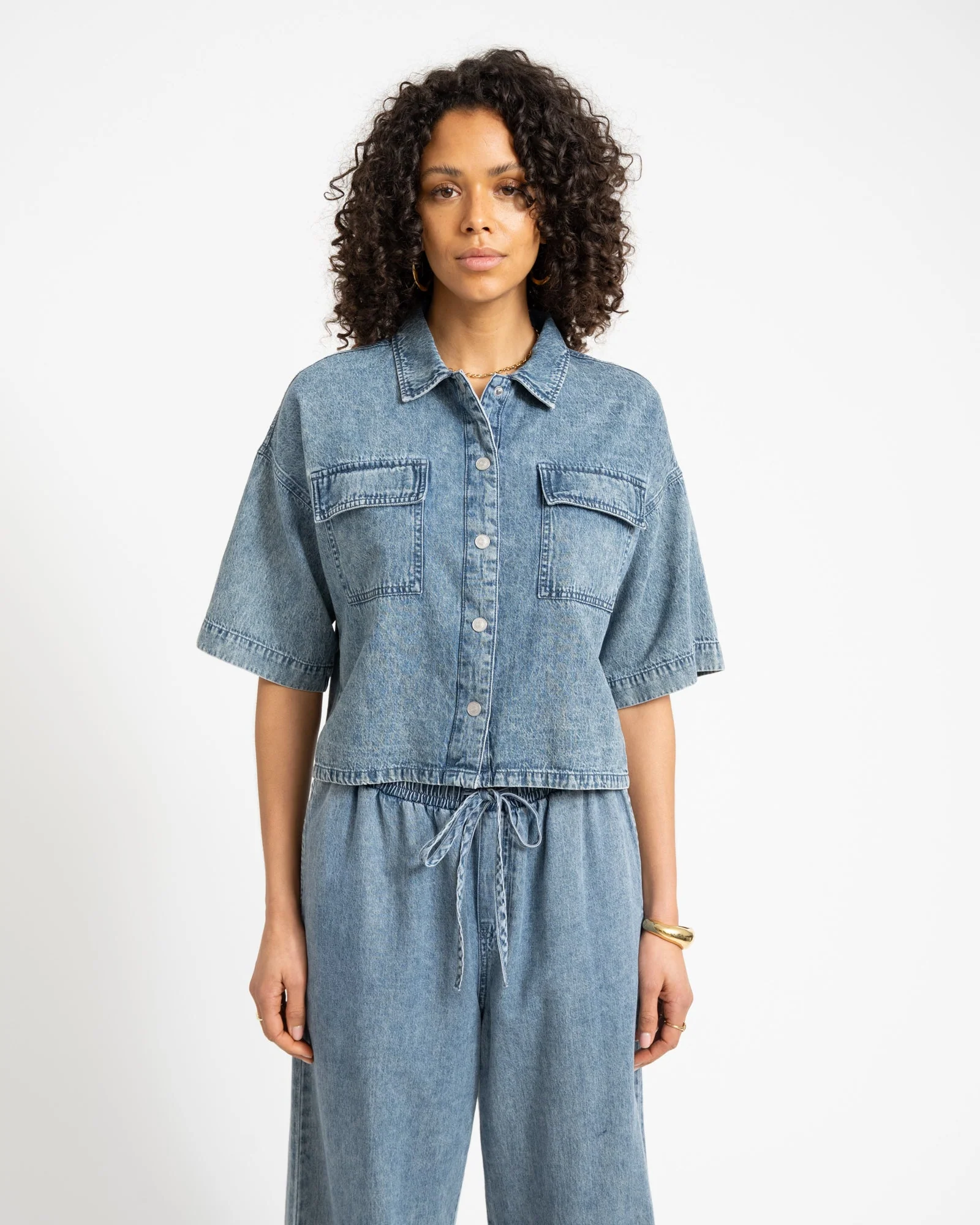 Enza Reg Crop Shirt Medium Blue Denim - Image 4
