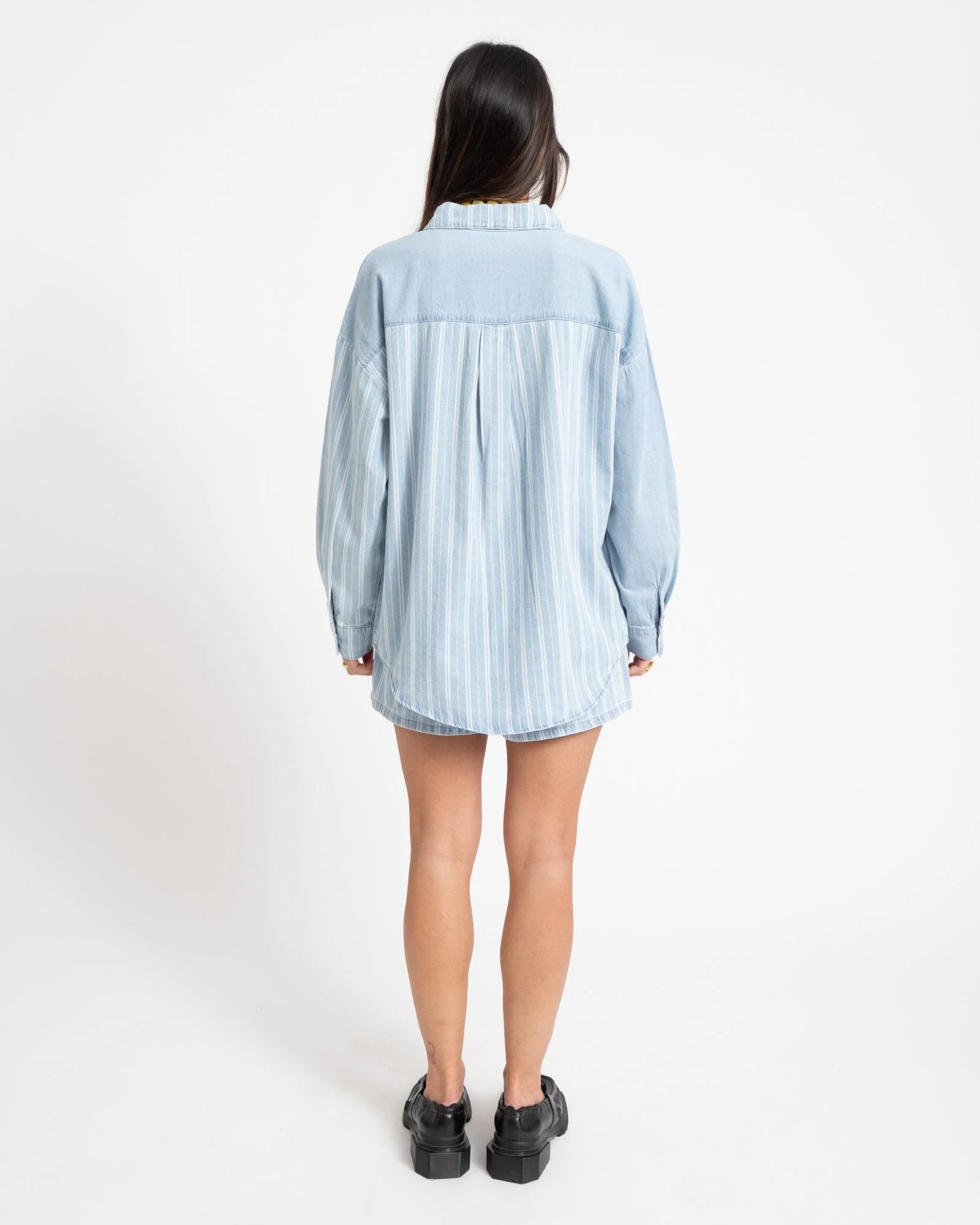 Katri Oversized Shirt Medium Blue Denim - Image 5