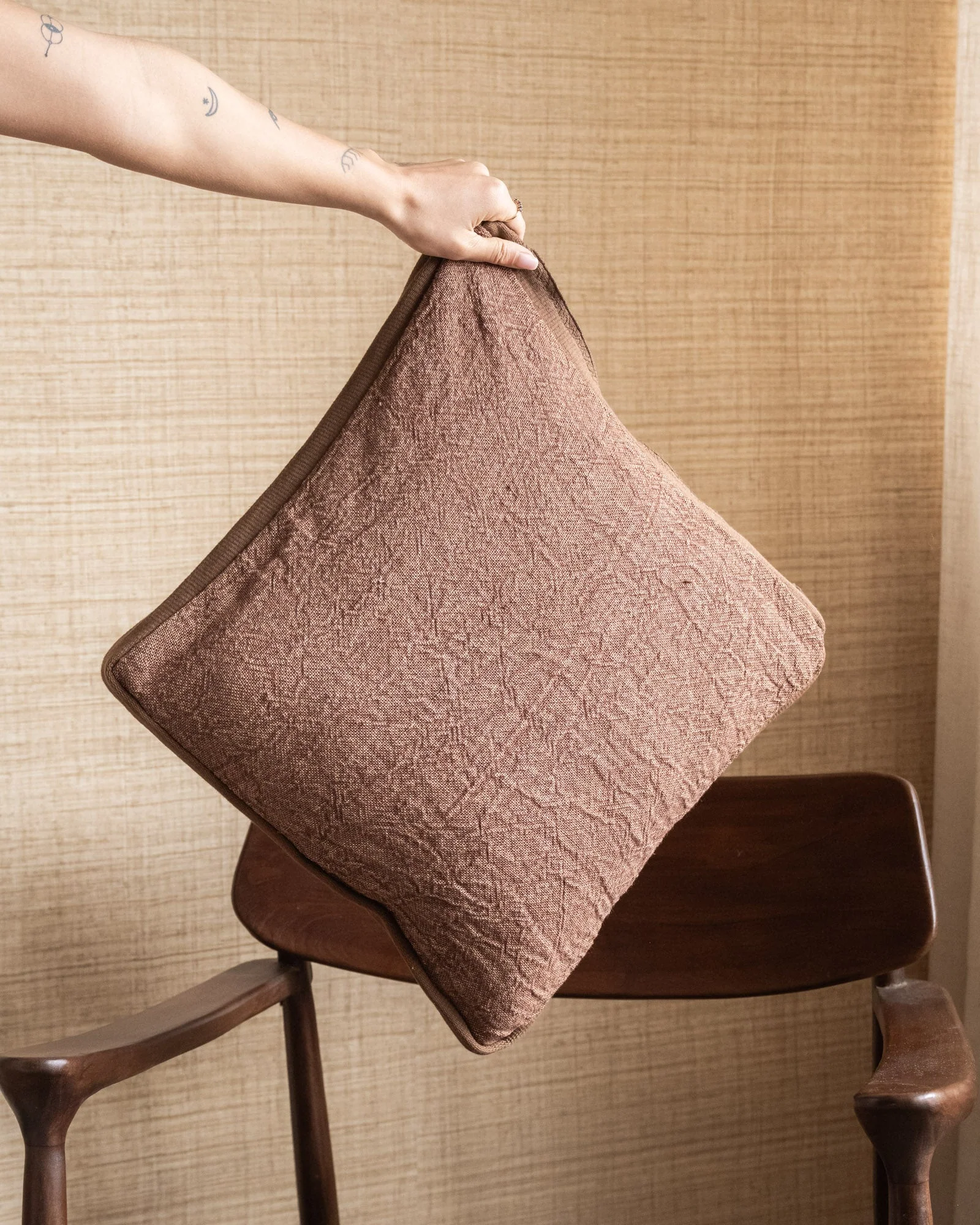 100% Feather Cushion Alpha Mocha Linen - Image 8