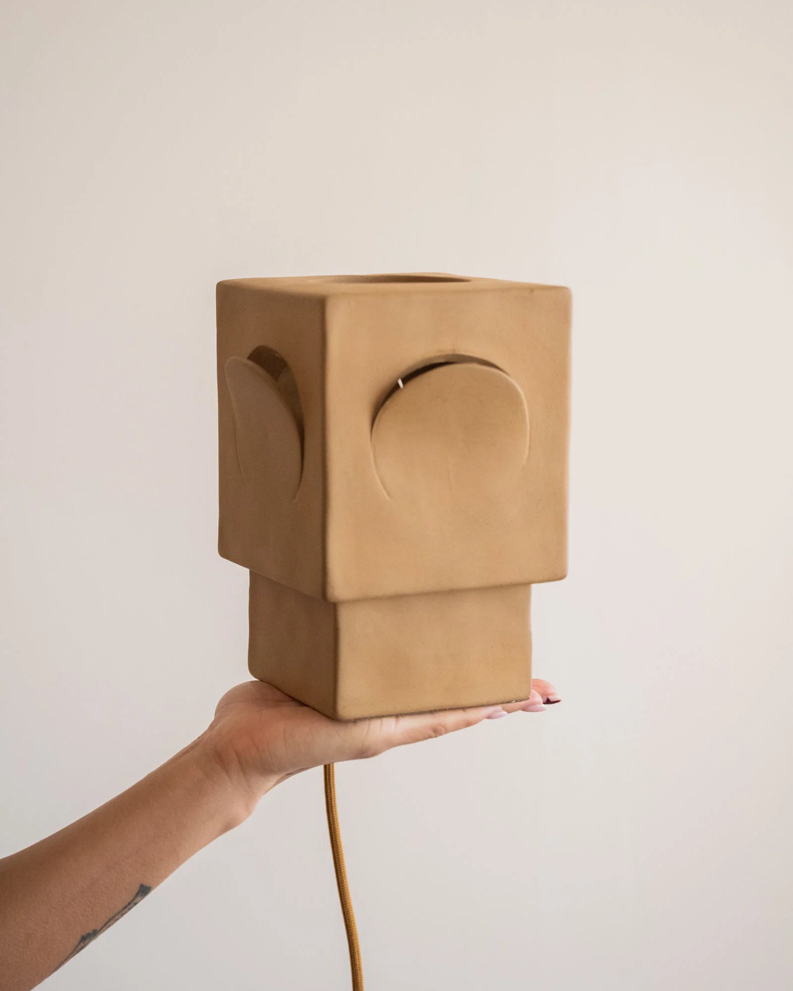 Table Lamp Eclipse Ochre - Image 8