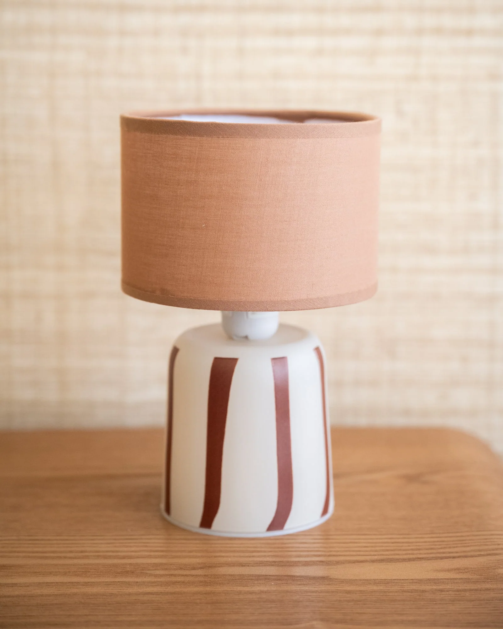Wireless Table Lamp Lily Brown - Image 4