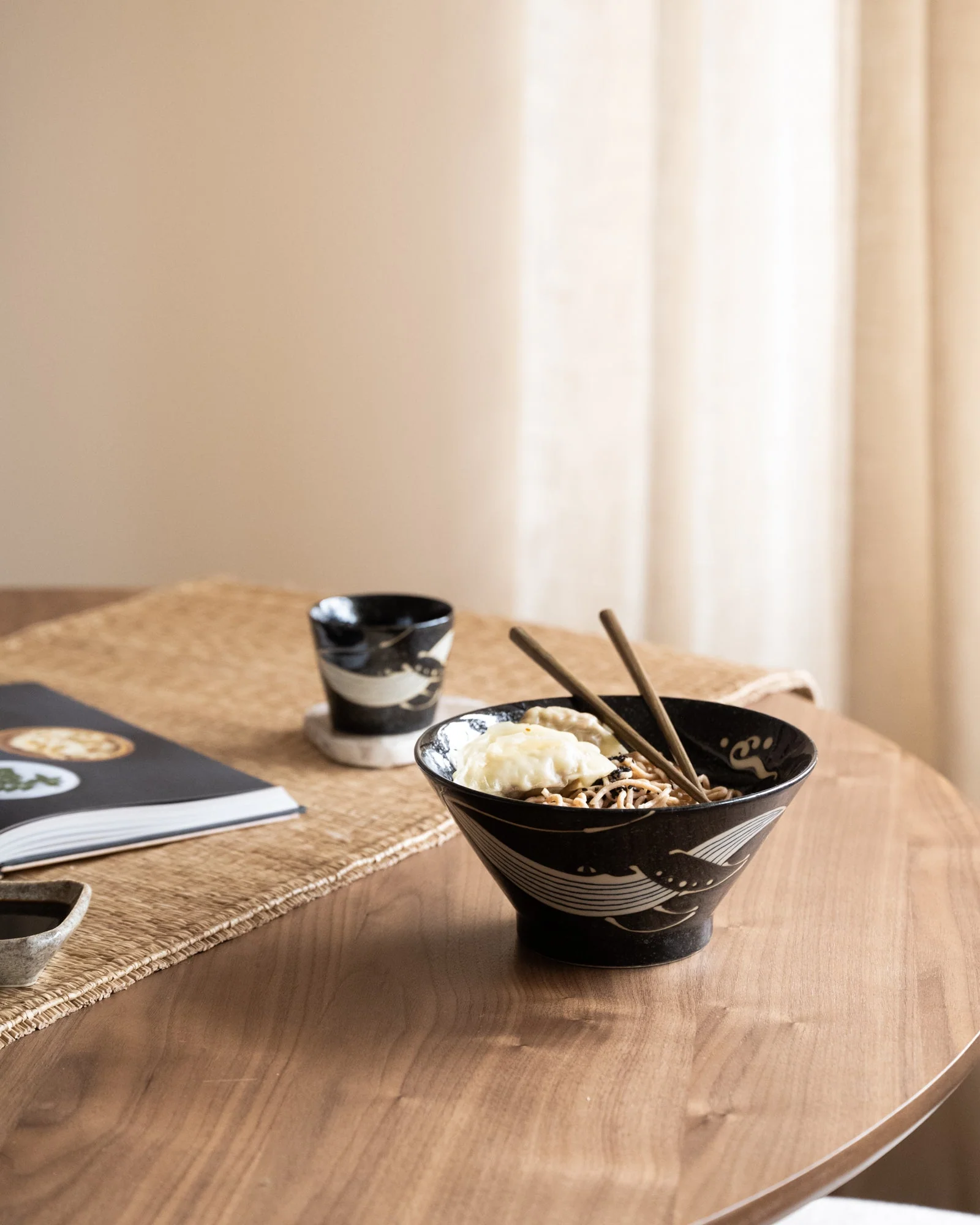 Handmade Japanese Bowl Whale Medium - Image 5