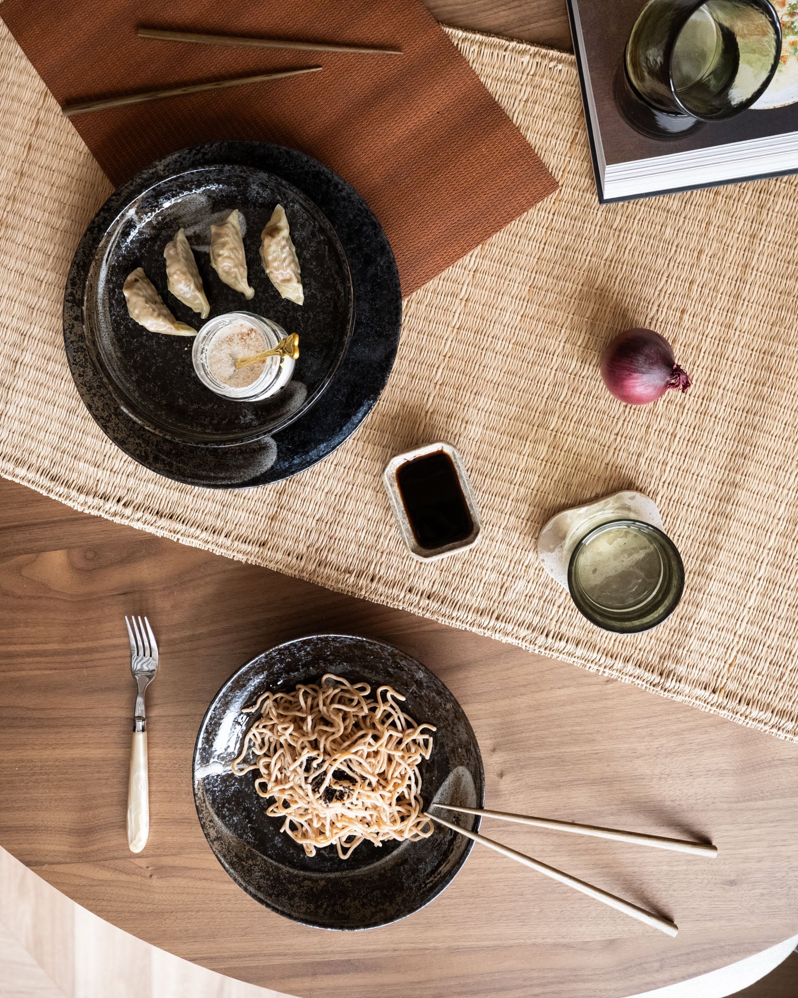 Handmade Japanese Sauce Dish Soshun - Image 6