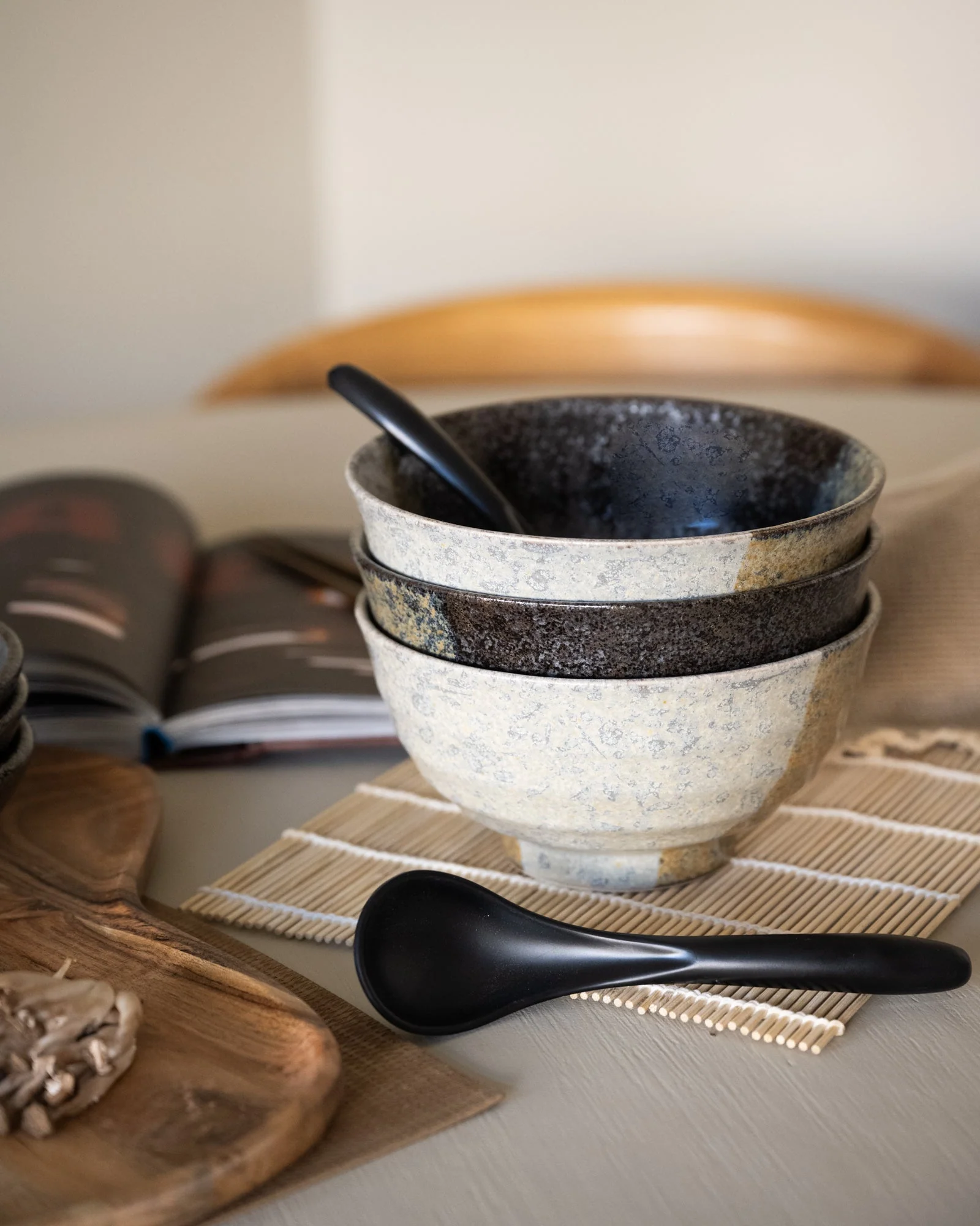 Handmade Japanese Tayo Bowl Oboro Yamakage - Image 5