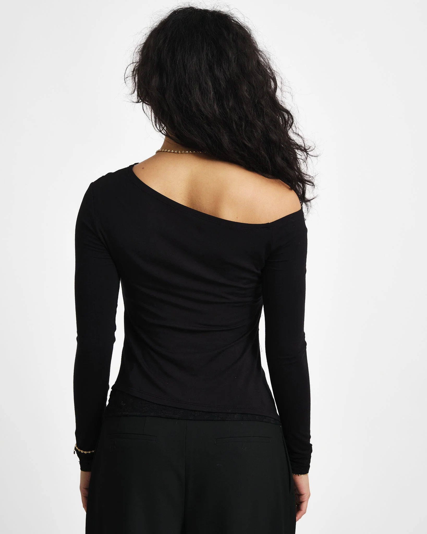 TILTIL Alaya Lace Longsleeve Black - Image 4