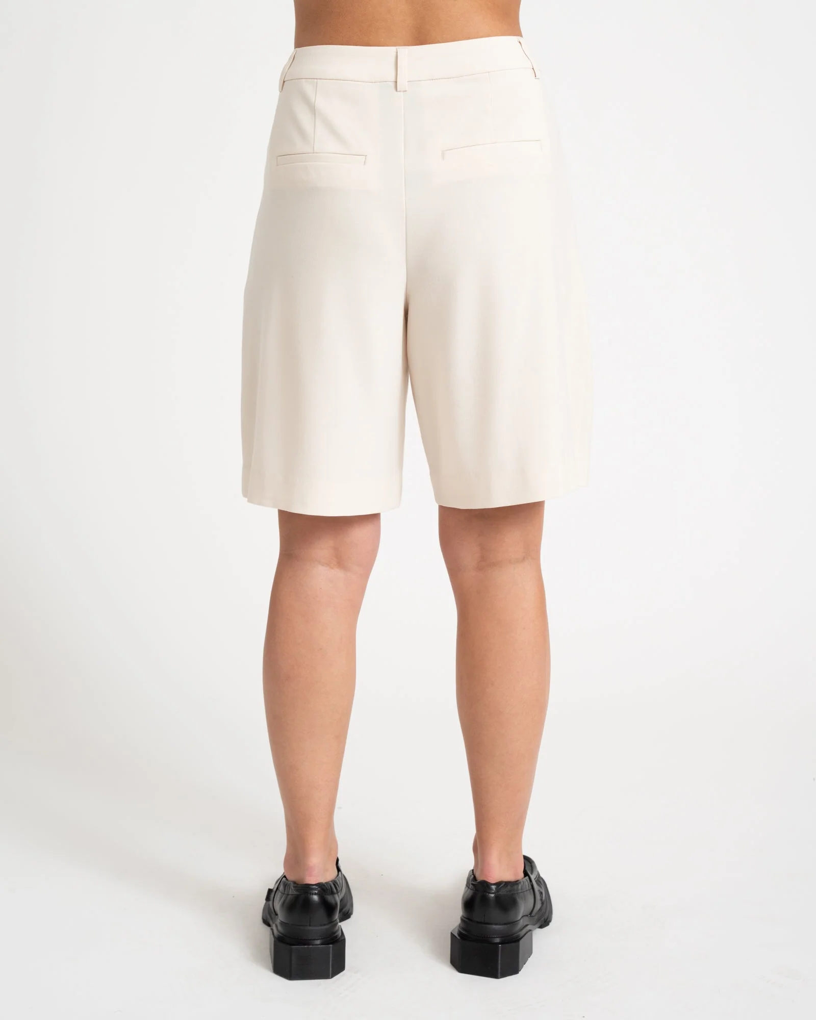 TILTIL Alke Bermuda Off White - Image 5
