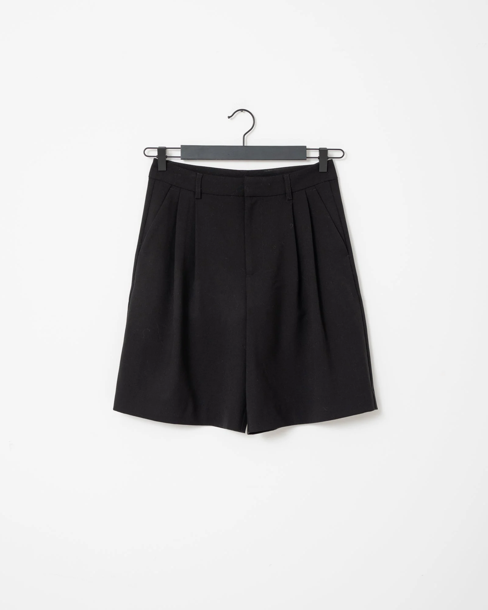 TILTIL Alke Bermuda Black - Image 11