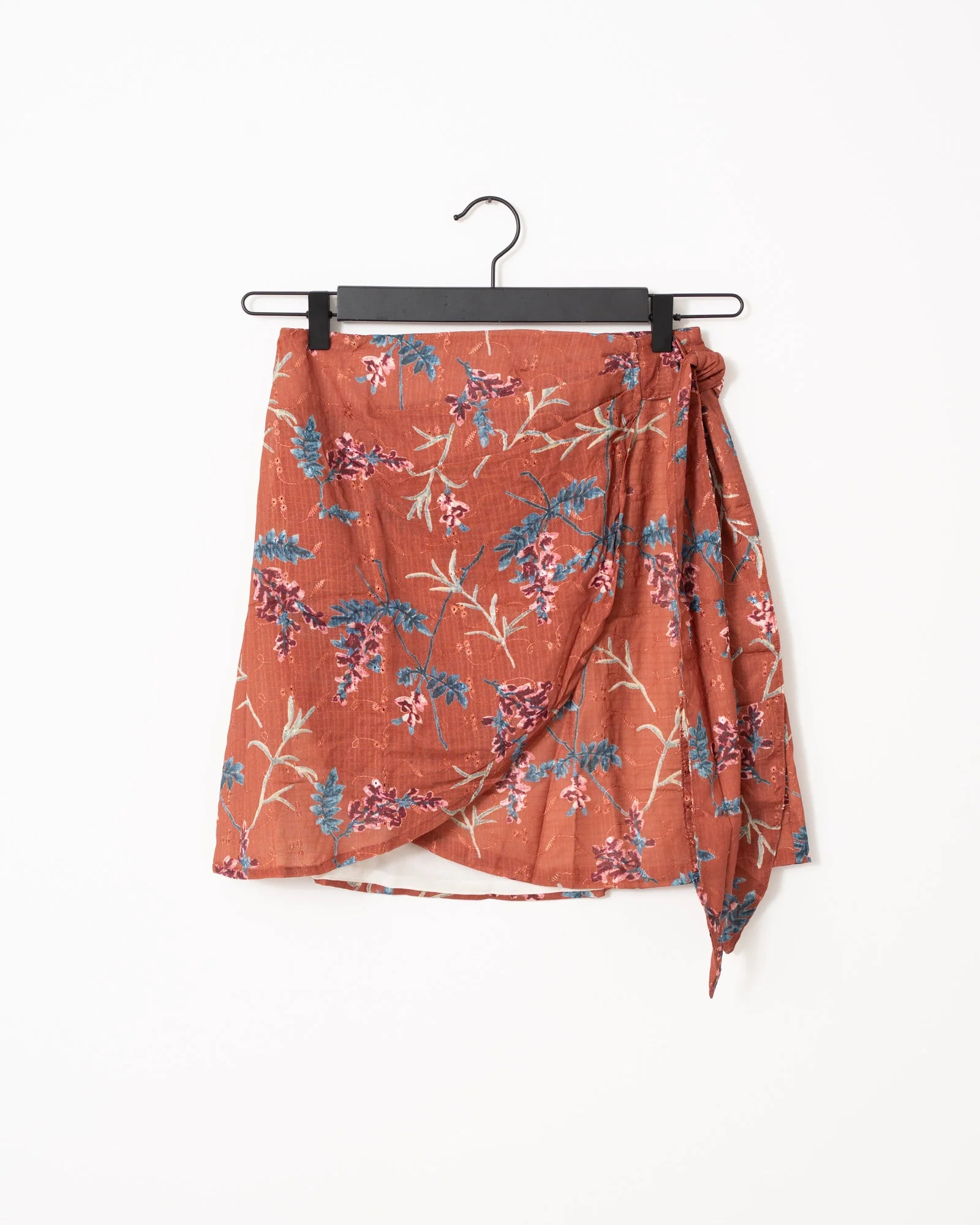 TILTIL Celine Wrap Skirt Brick Flower One Size - Image 6