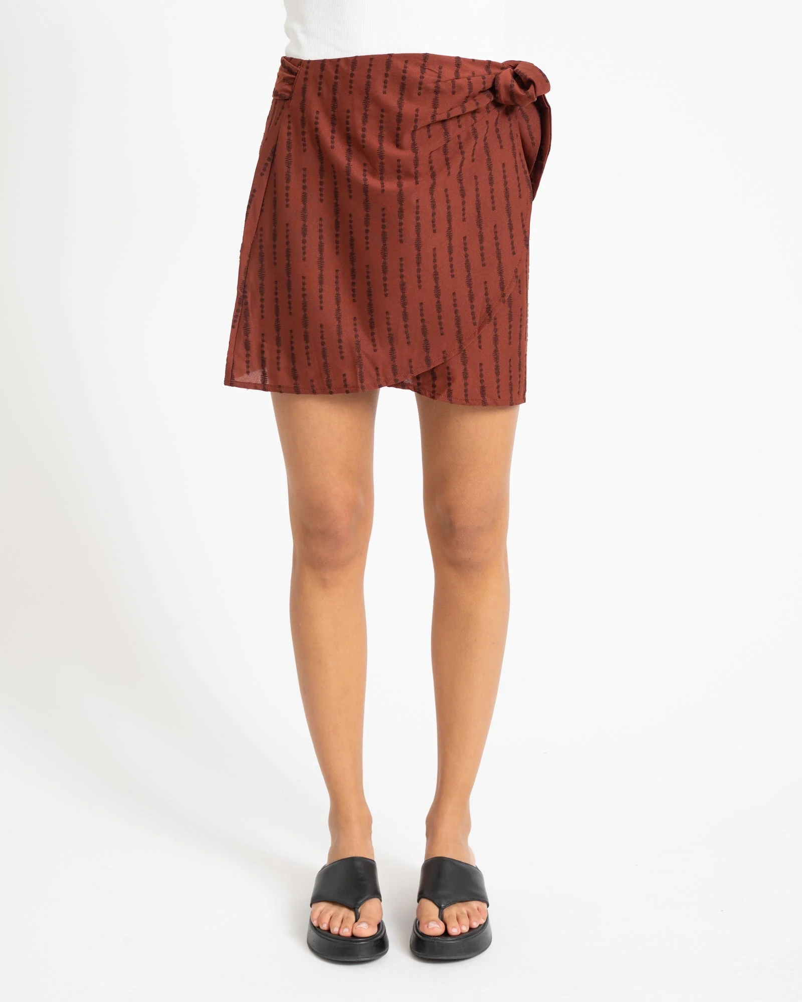 TILTIL Celine Wrap Skirt Rust Structure - Image 4