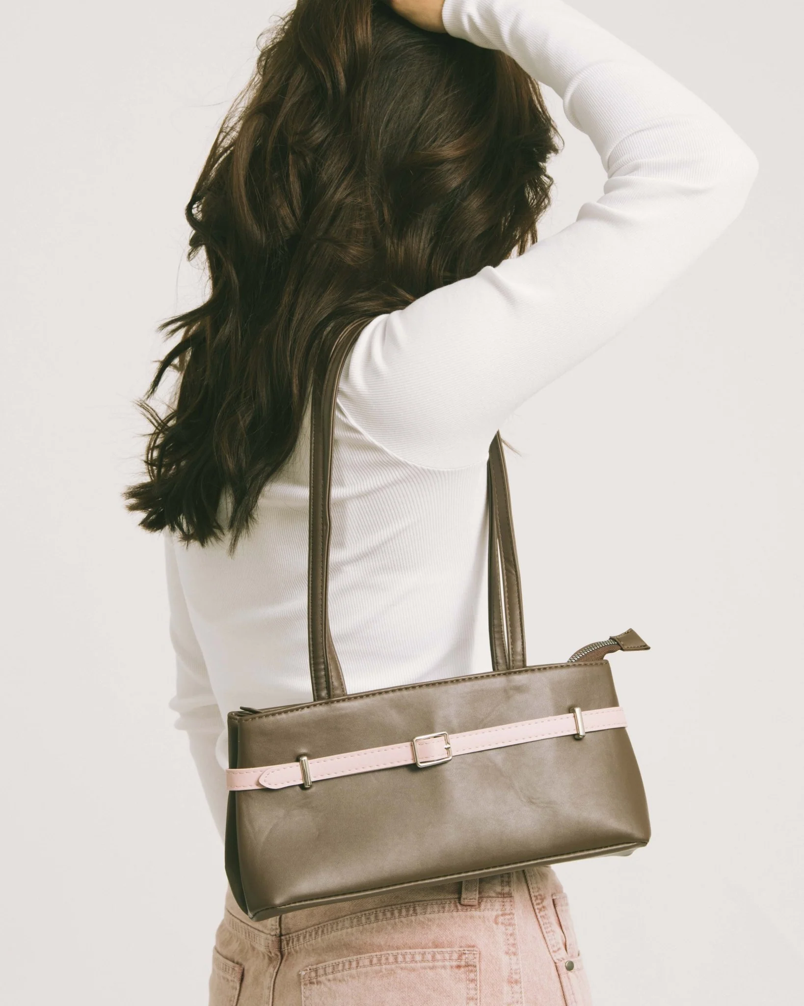 TILTIL Eve Belted Bag Brown - Image 2