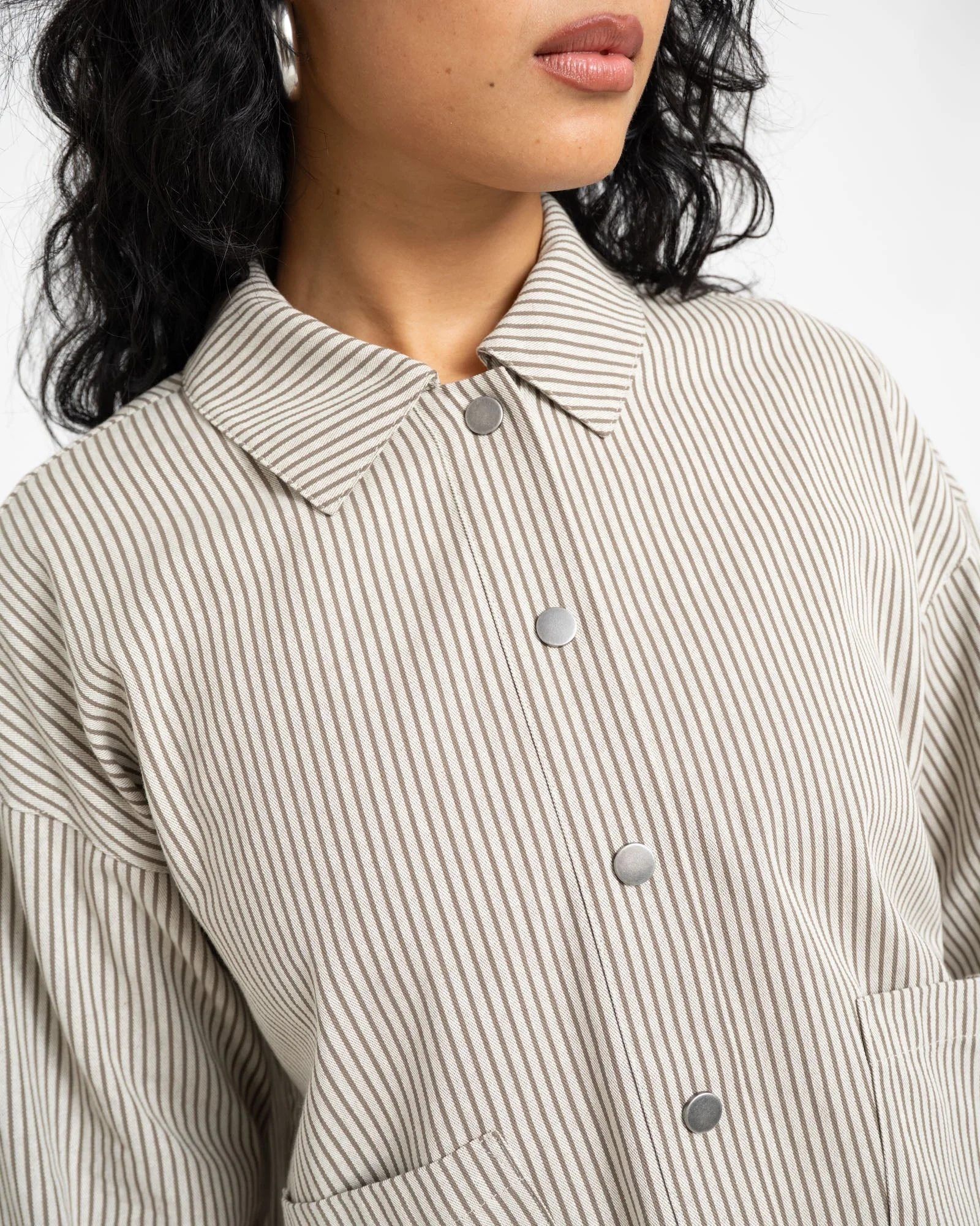 TILTIL Lucy Striped Shacket Green - Image 6