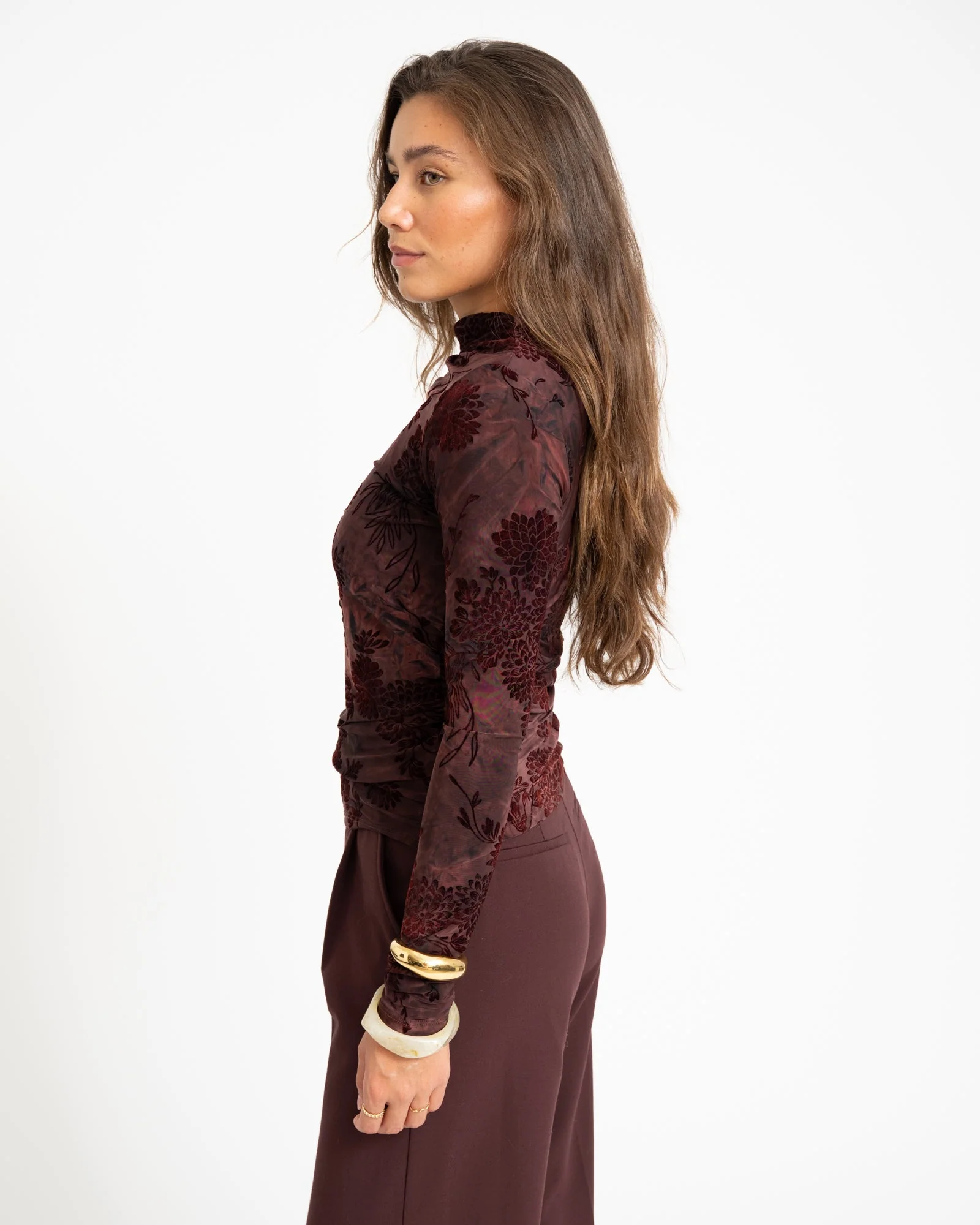 TILTIL Luna Longsleeve Draped Turtle Neck Bordeaux - Image 5