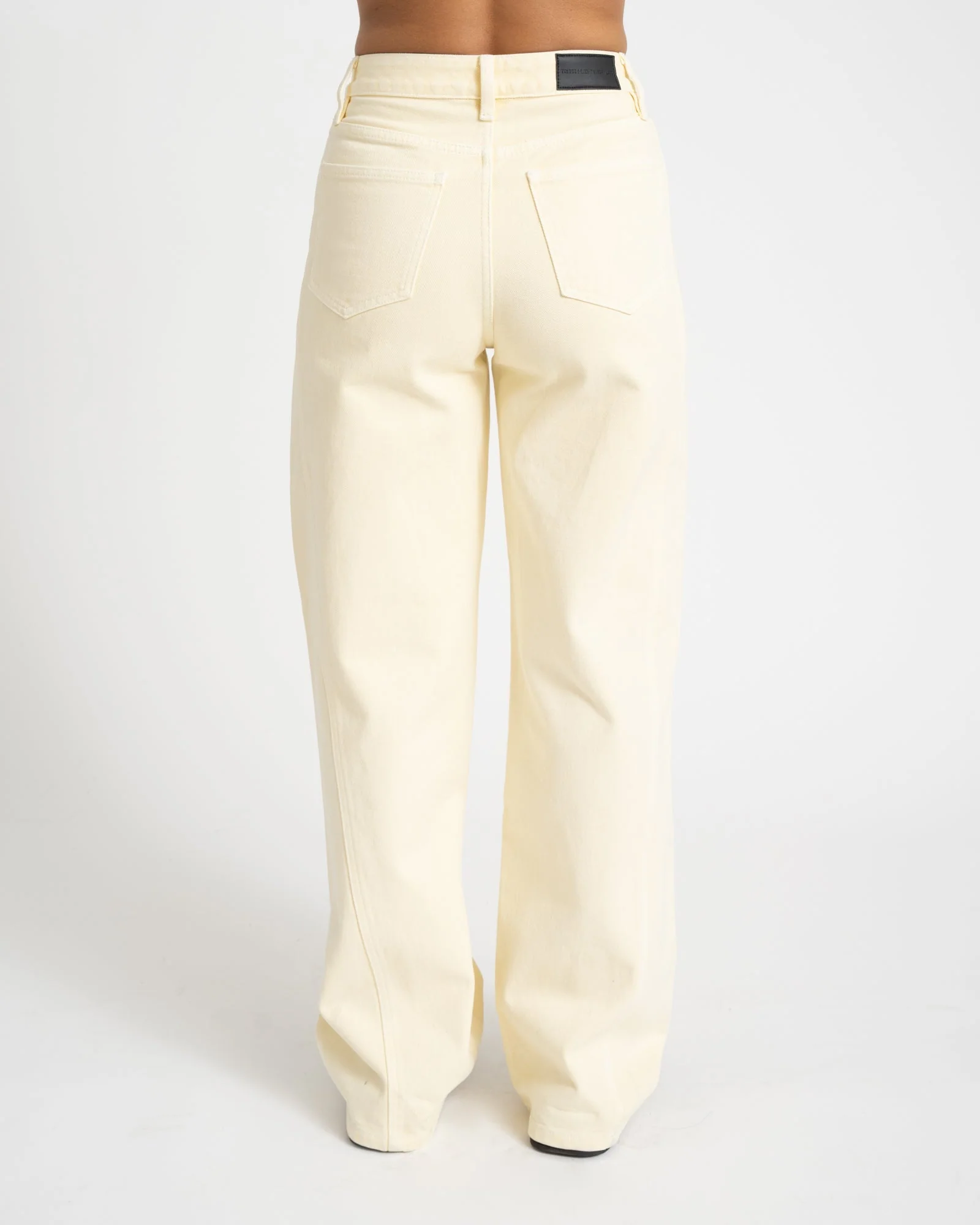 TILTIL Missy Relaxed Seam Jeans Butter Yellow - Image 6