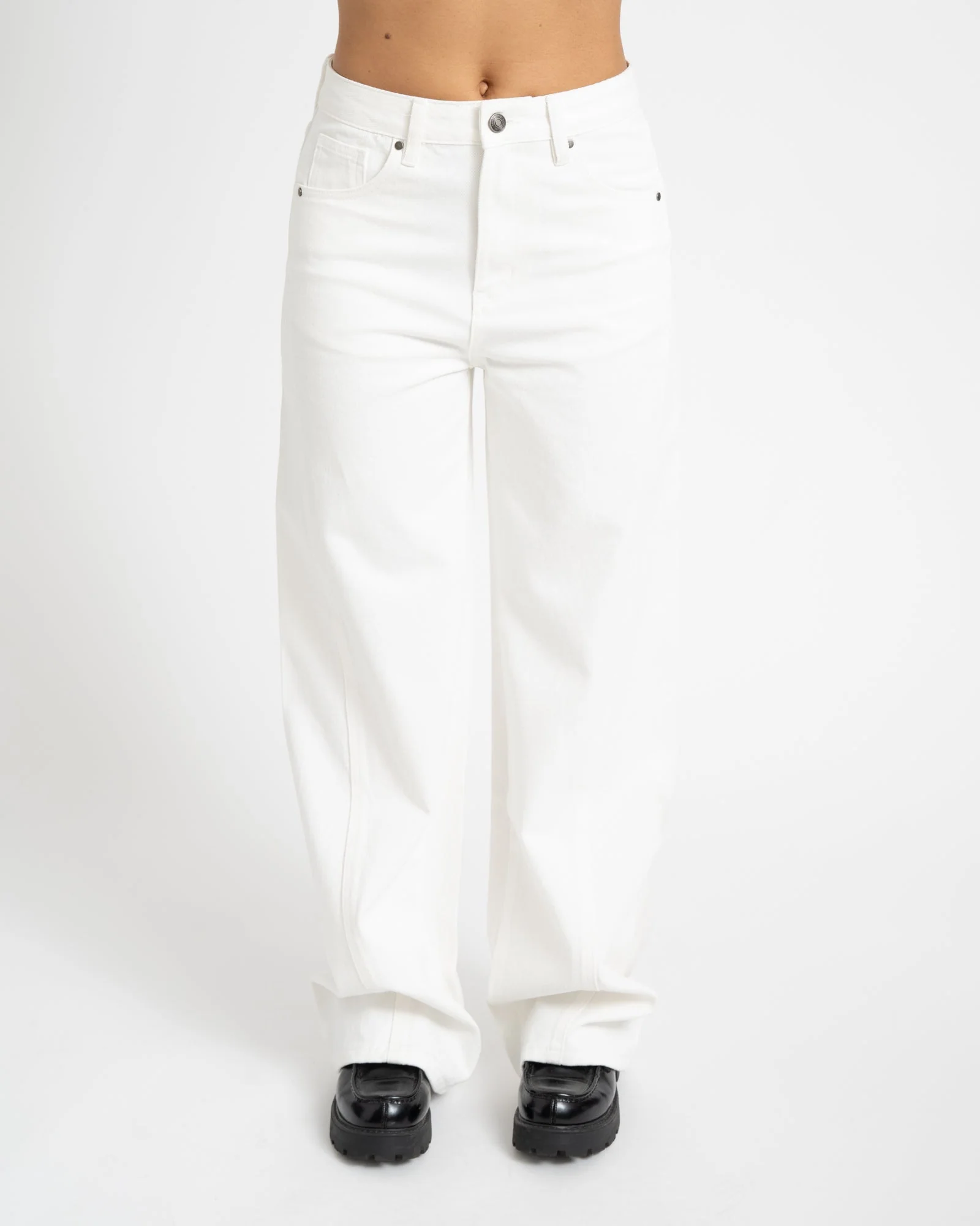 TILTIL Missy HR Relaxed Seam Jeans White - Image 4