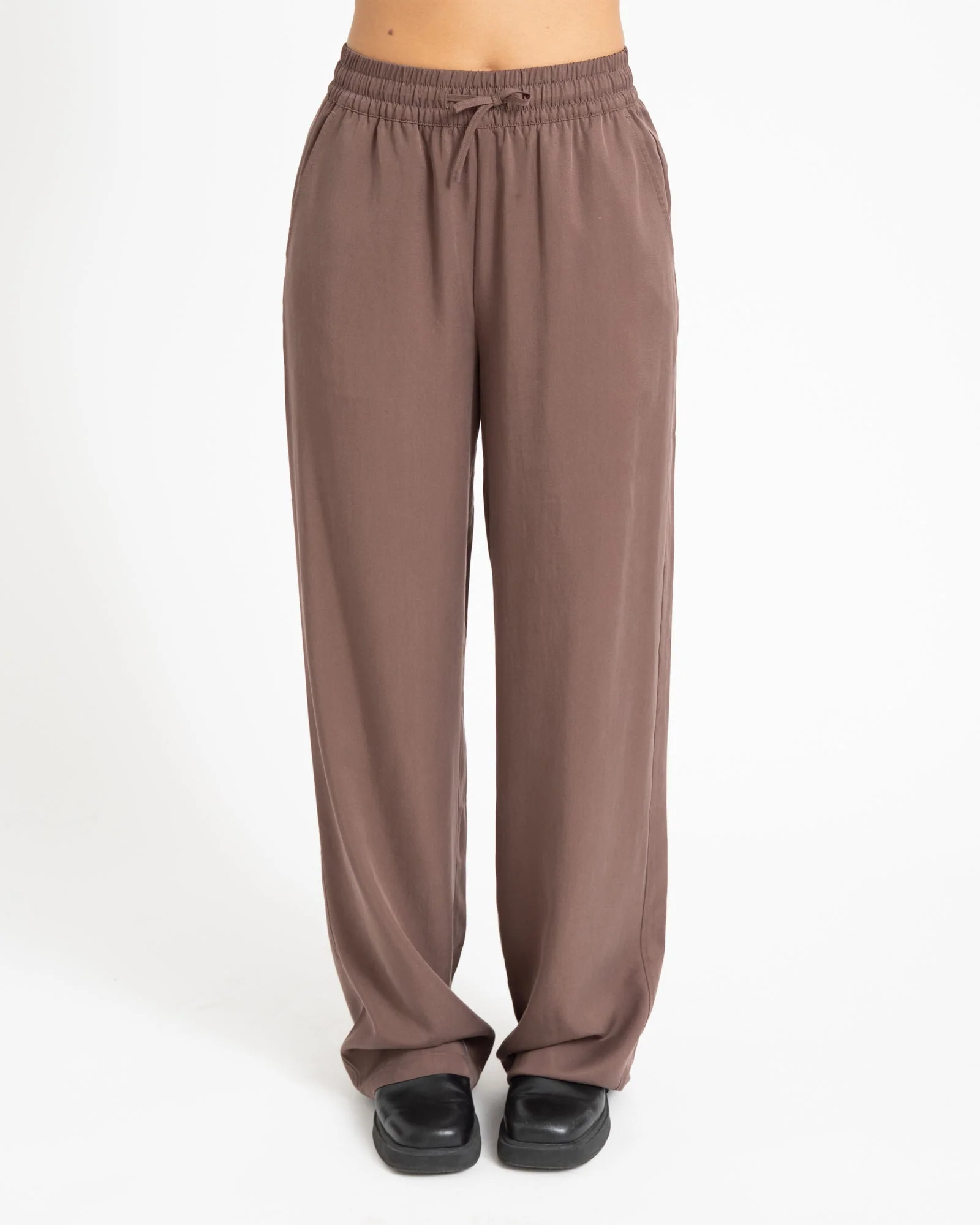 TILTIL Moni Pants Tencel Brown - Image 4