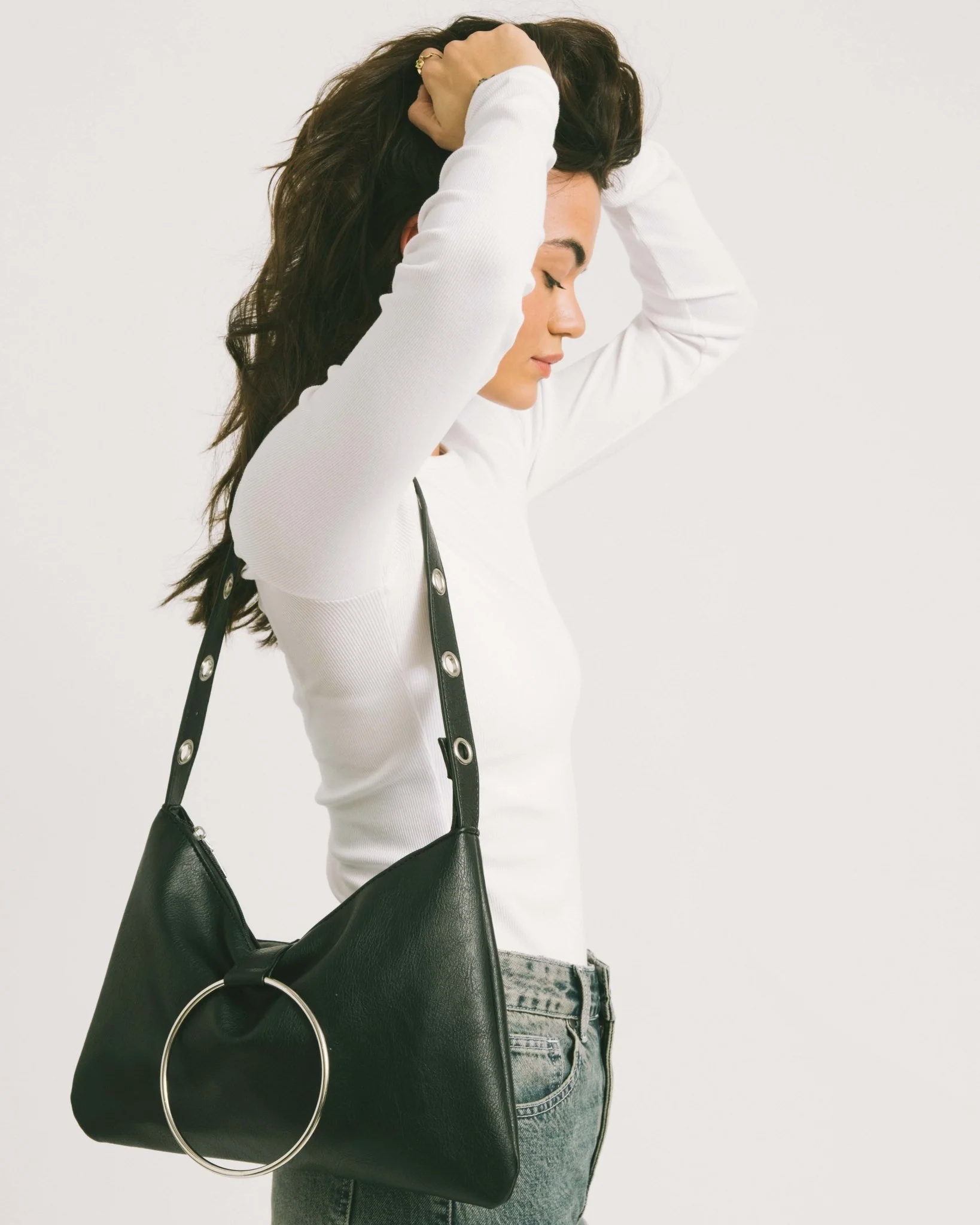 TILTIL Raven Ring Bag Black - Image 3