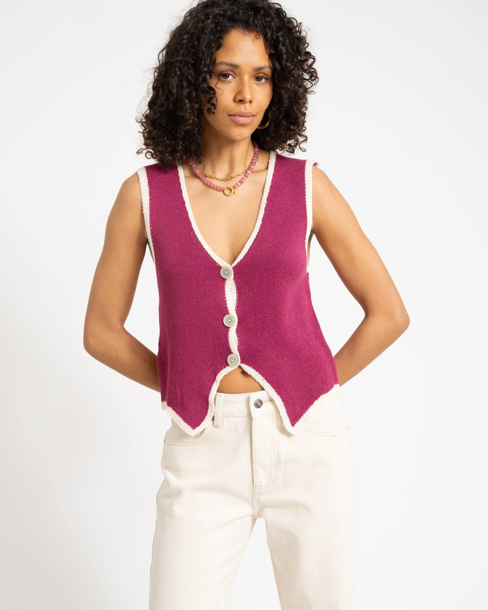 TILTIL Sab Knit Vest Burgundy - Image 3