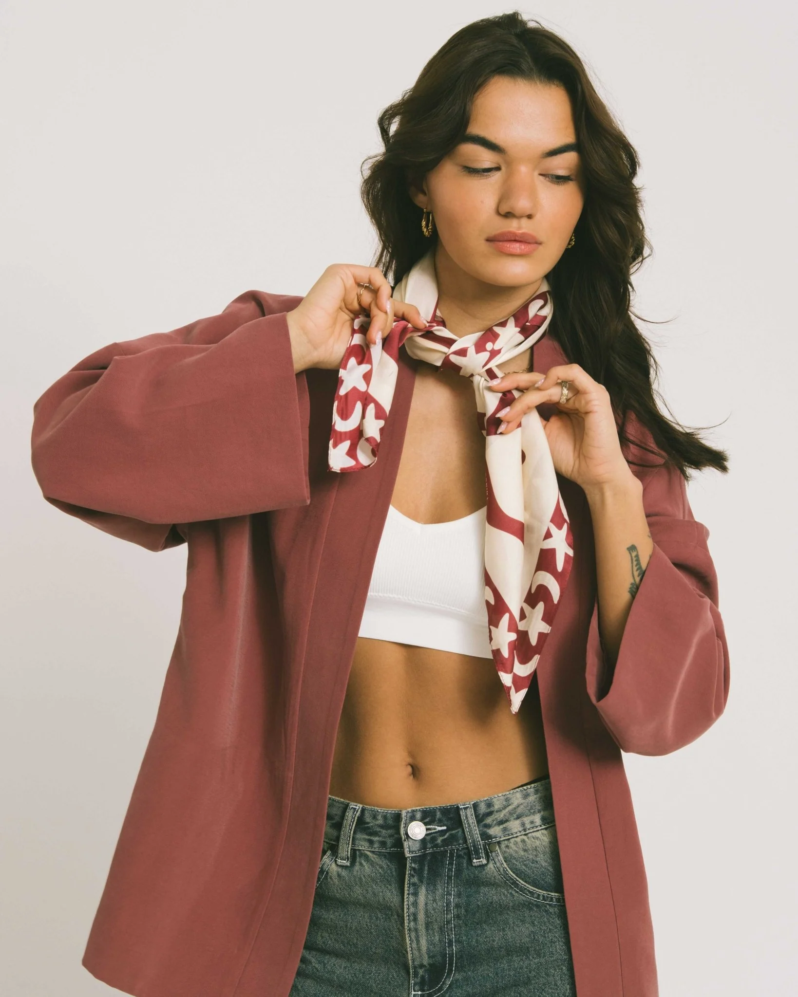 TILTIL Satin Sjaal Luna Bordeaux