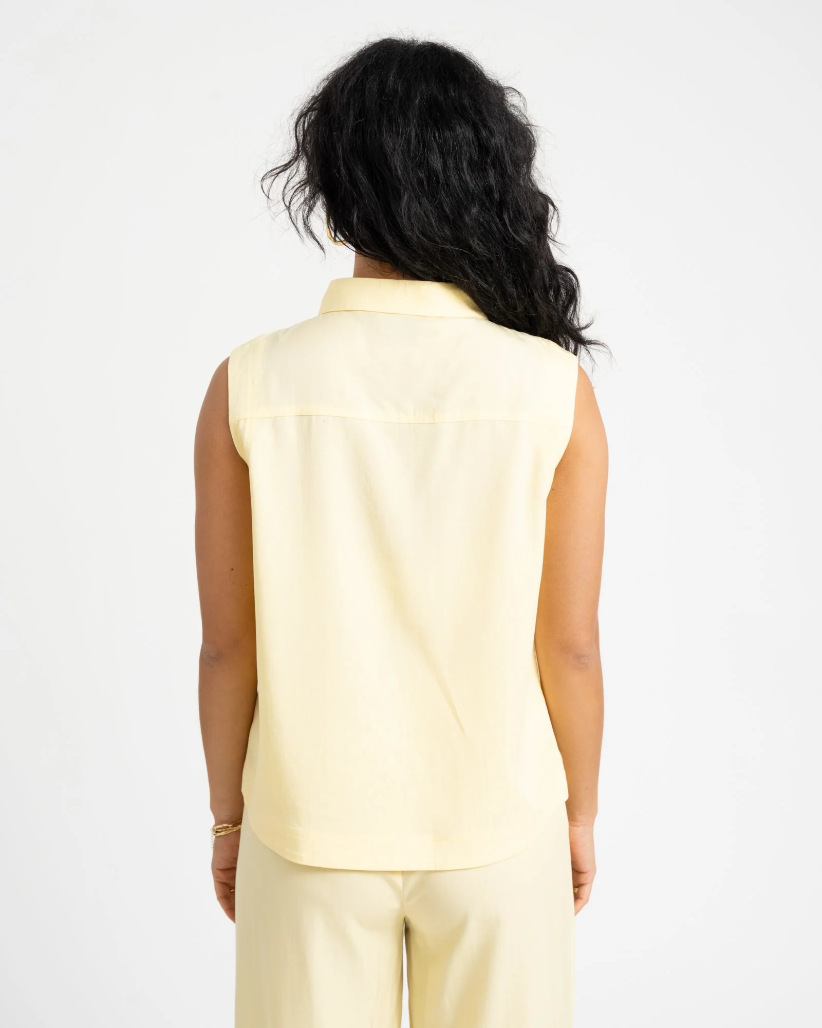 TILTIL Sleeveless Juna Tencel Blouse Yellow - Image 6