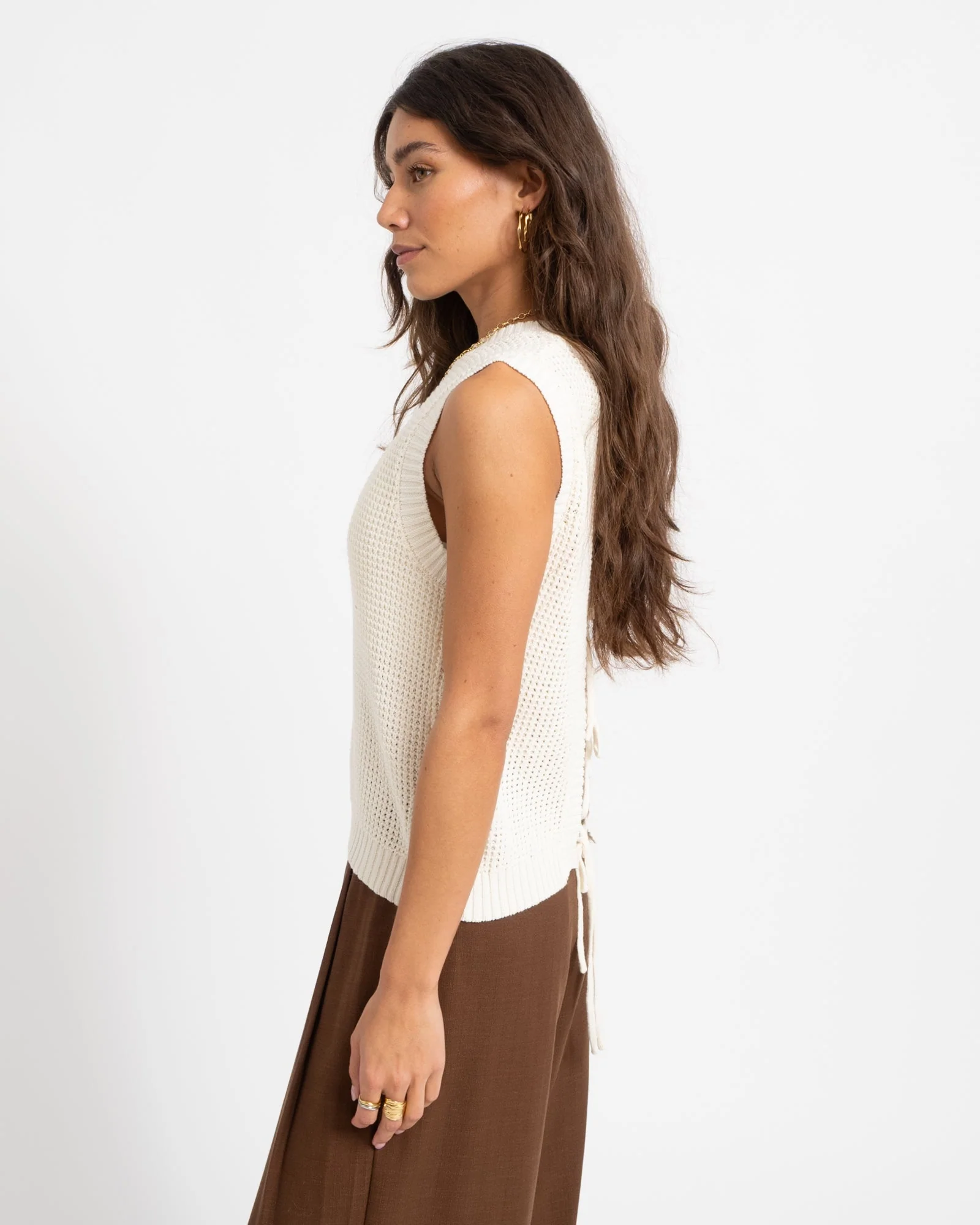 TILTIL Soesja Open Back Top Beige - Image 4