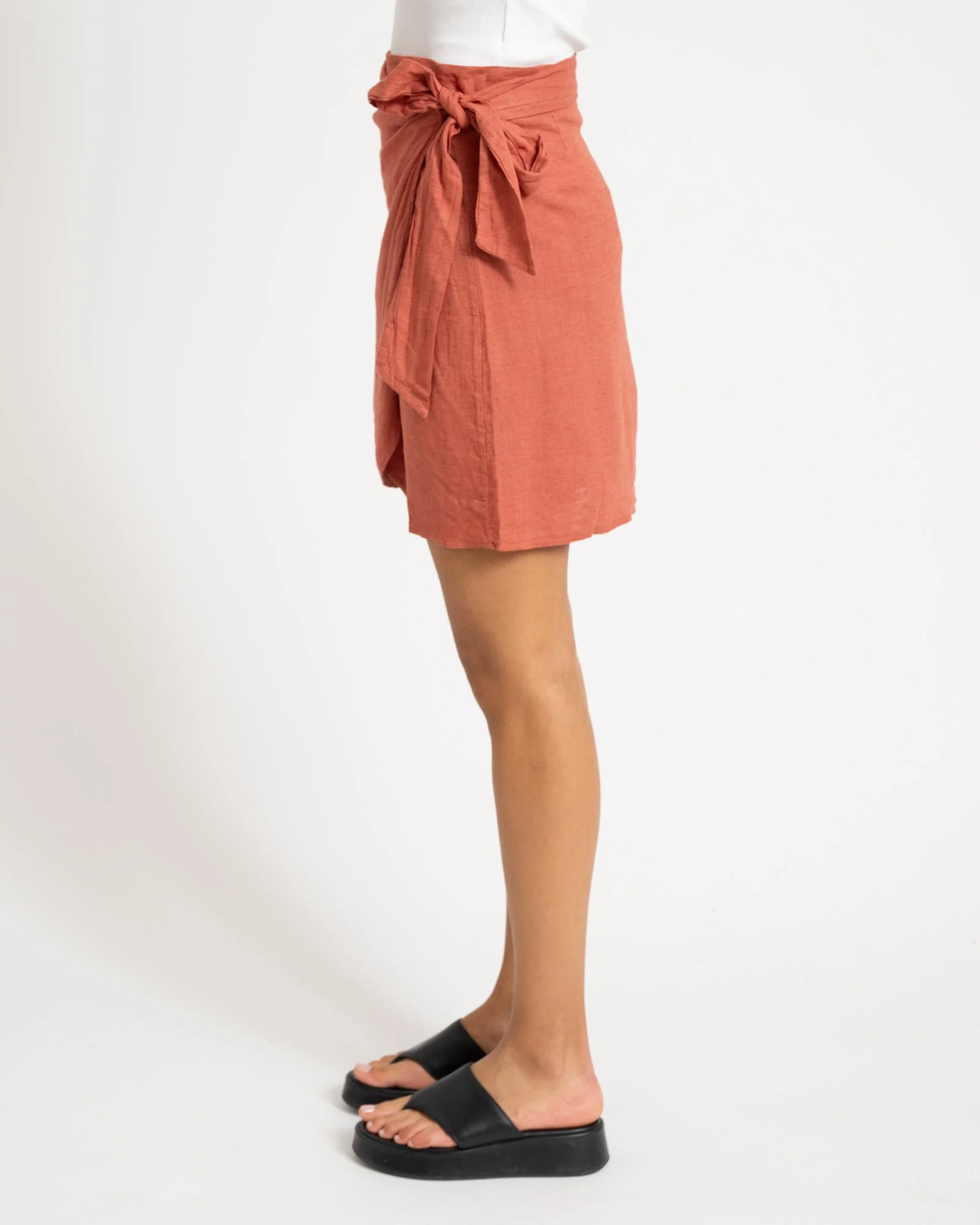 TILTIL Sunny Linen Wrap Skirt Pomegranate - Image 4