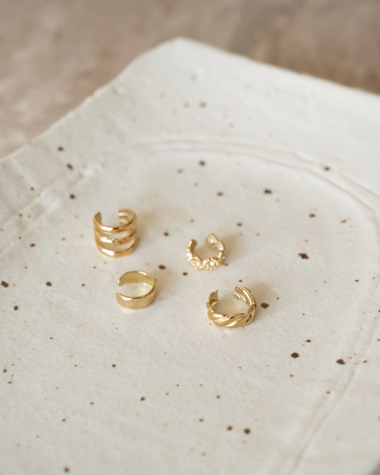 TILTIL Earcuff Twisted Gold - Image 3