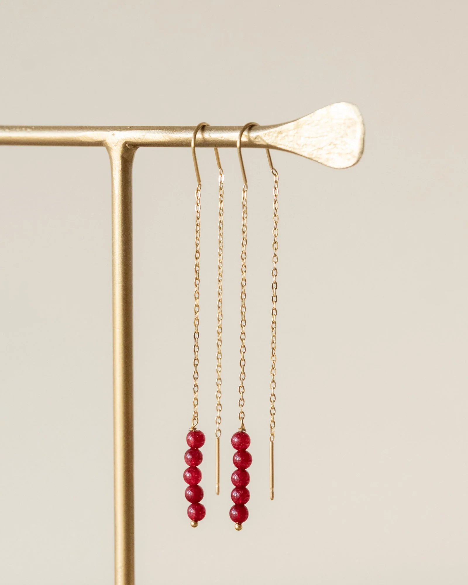 TILTIL Set van 2 Oorbellen Bungle Resin Burgundy - Image 3