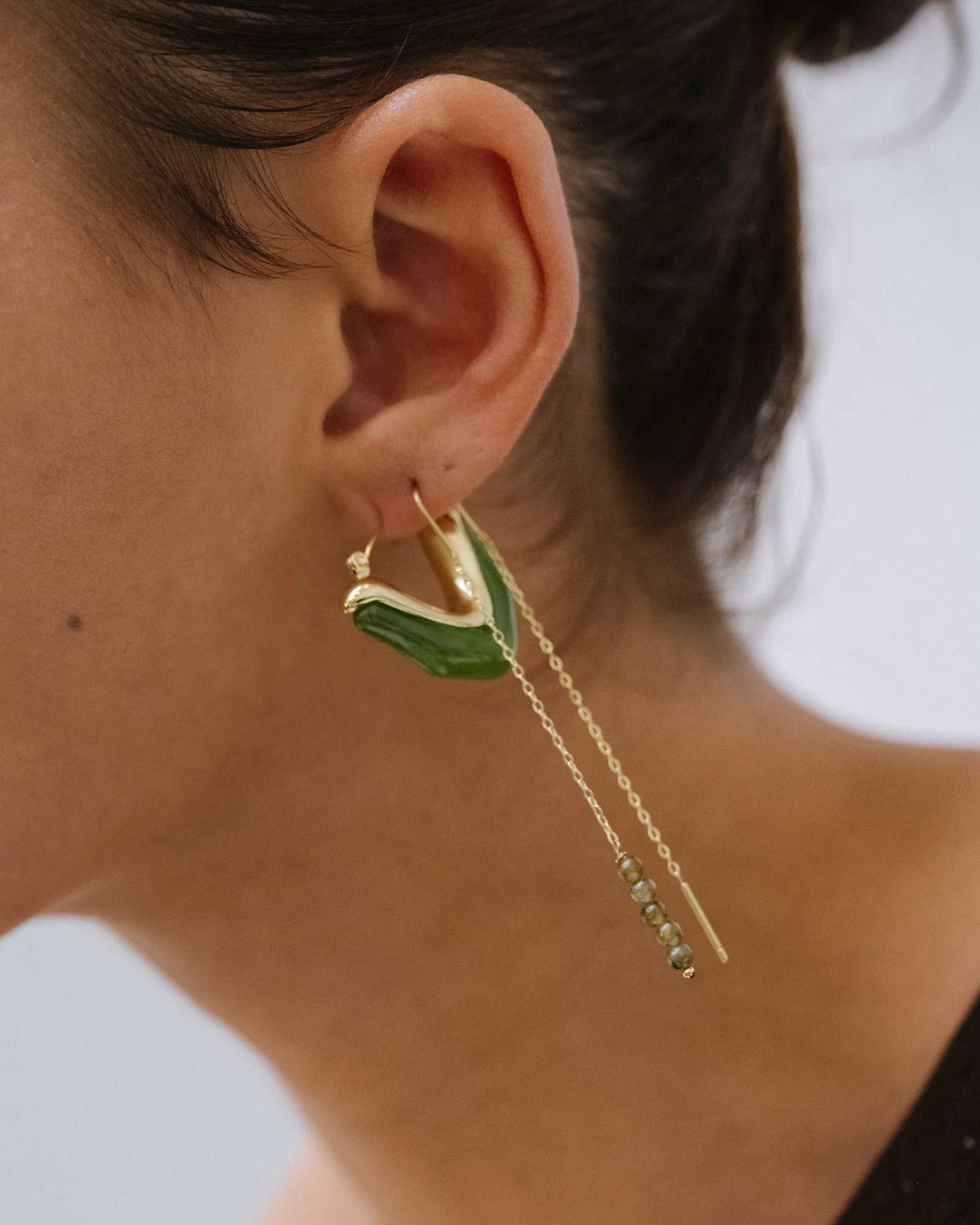 TILTIL Set of 2 Earrings Bungle Resin Green - Image 2
