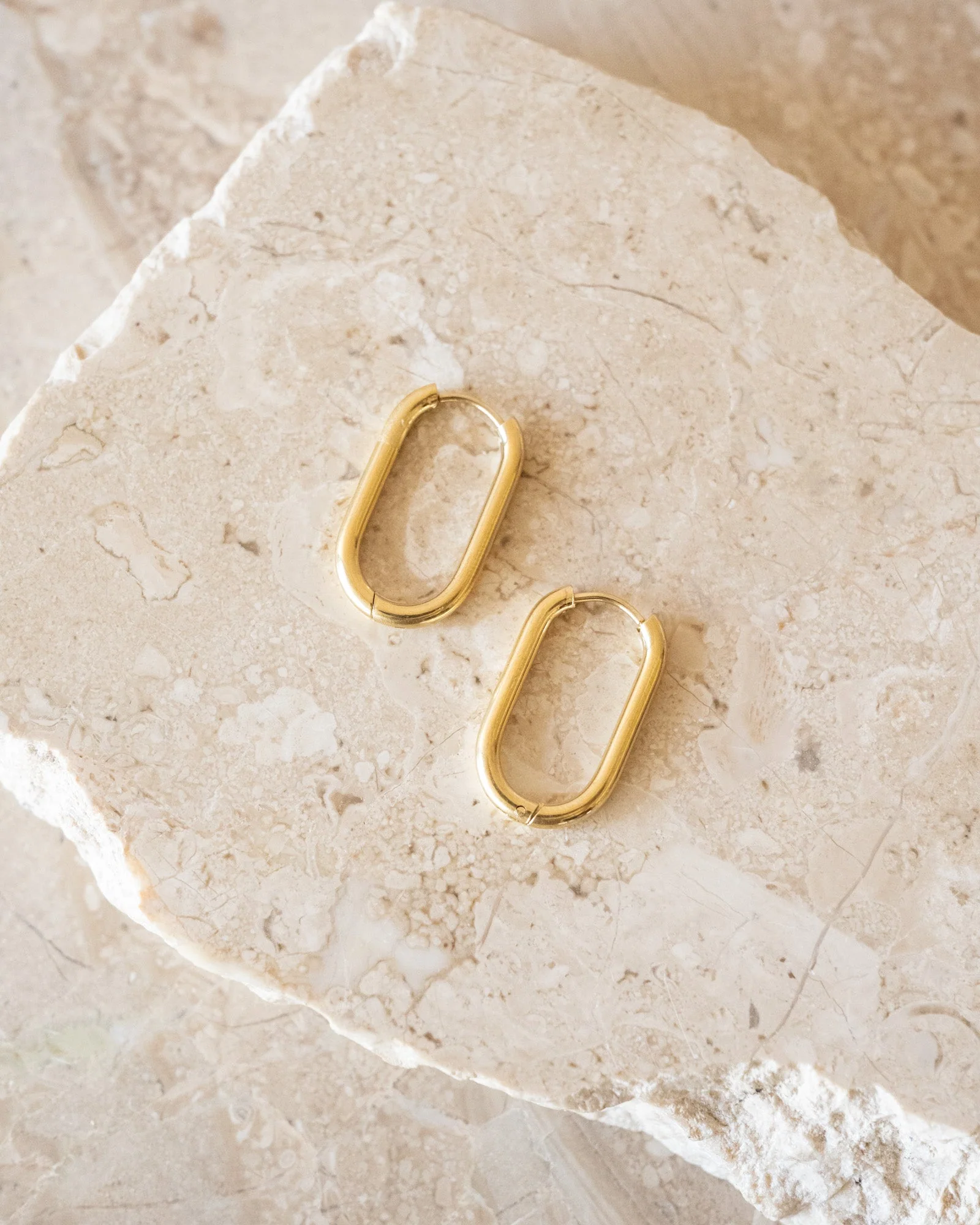 TILTIL Set van 2 Oorbellen Josy Oval Goud - Image 7