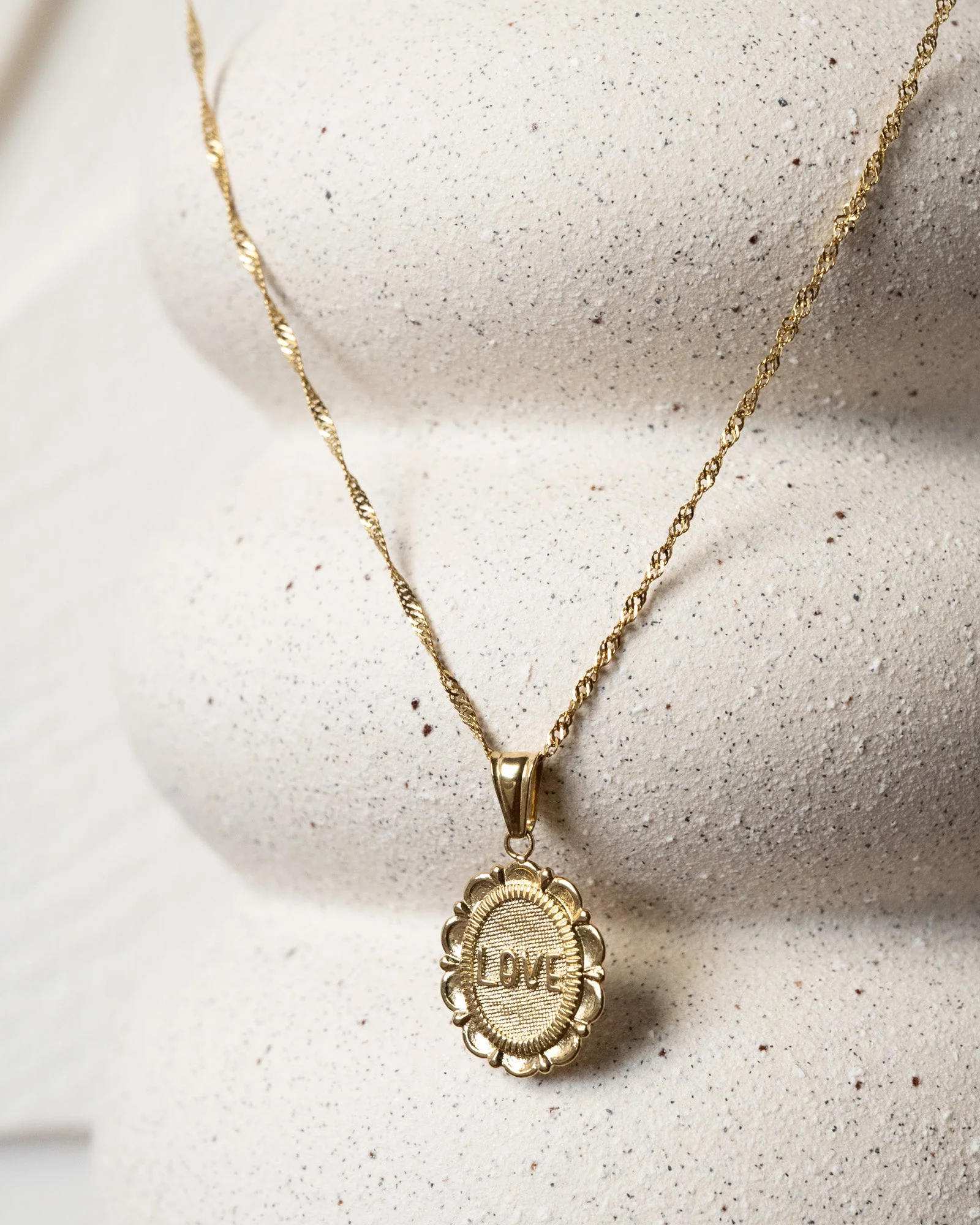 TILTIL Love Charm Gold - Image 3