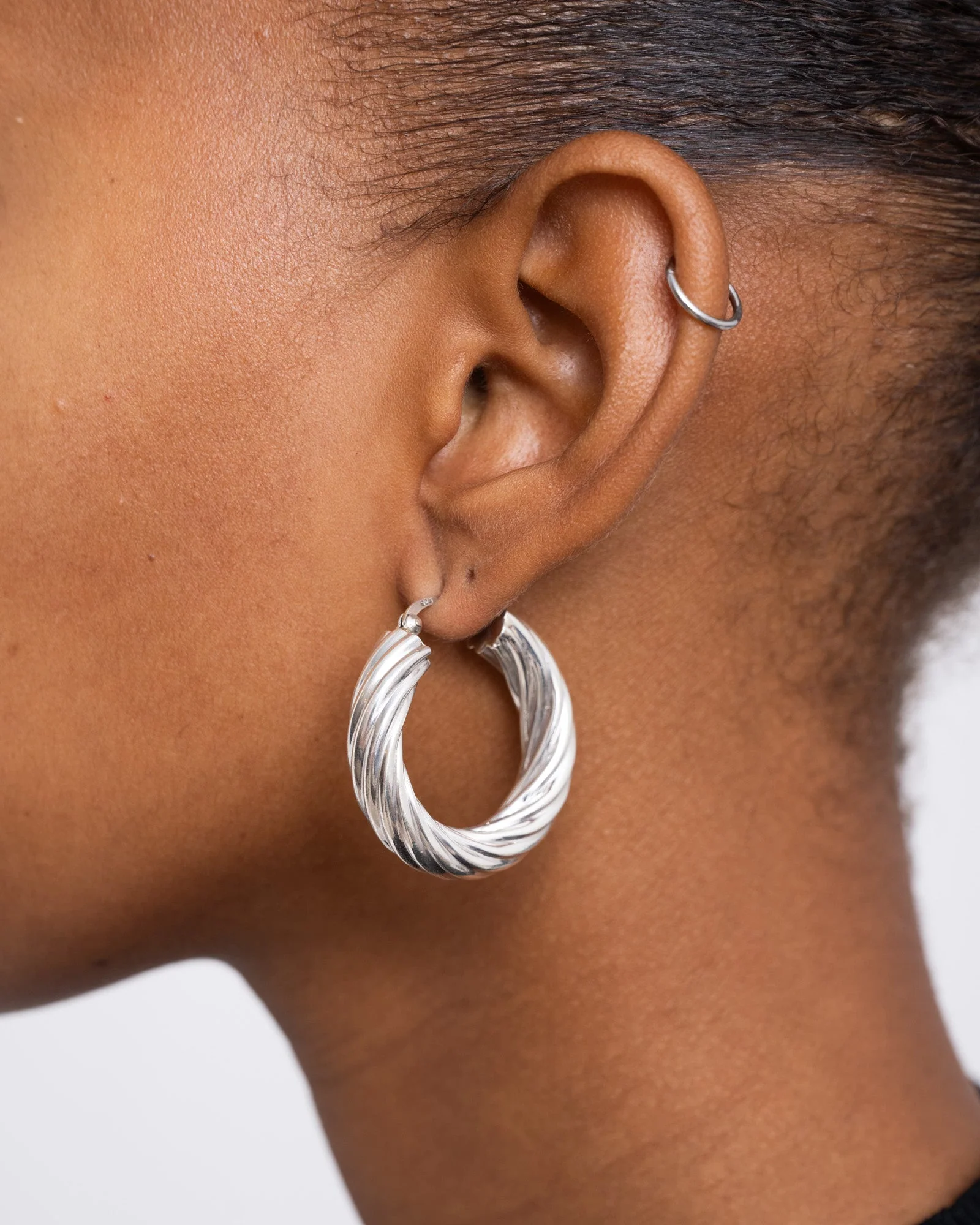 TILTIL Set van 2 Hoops Amy Zilver