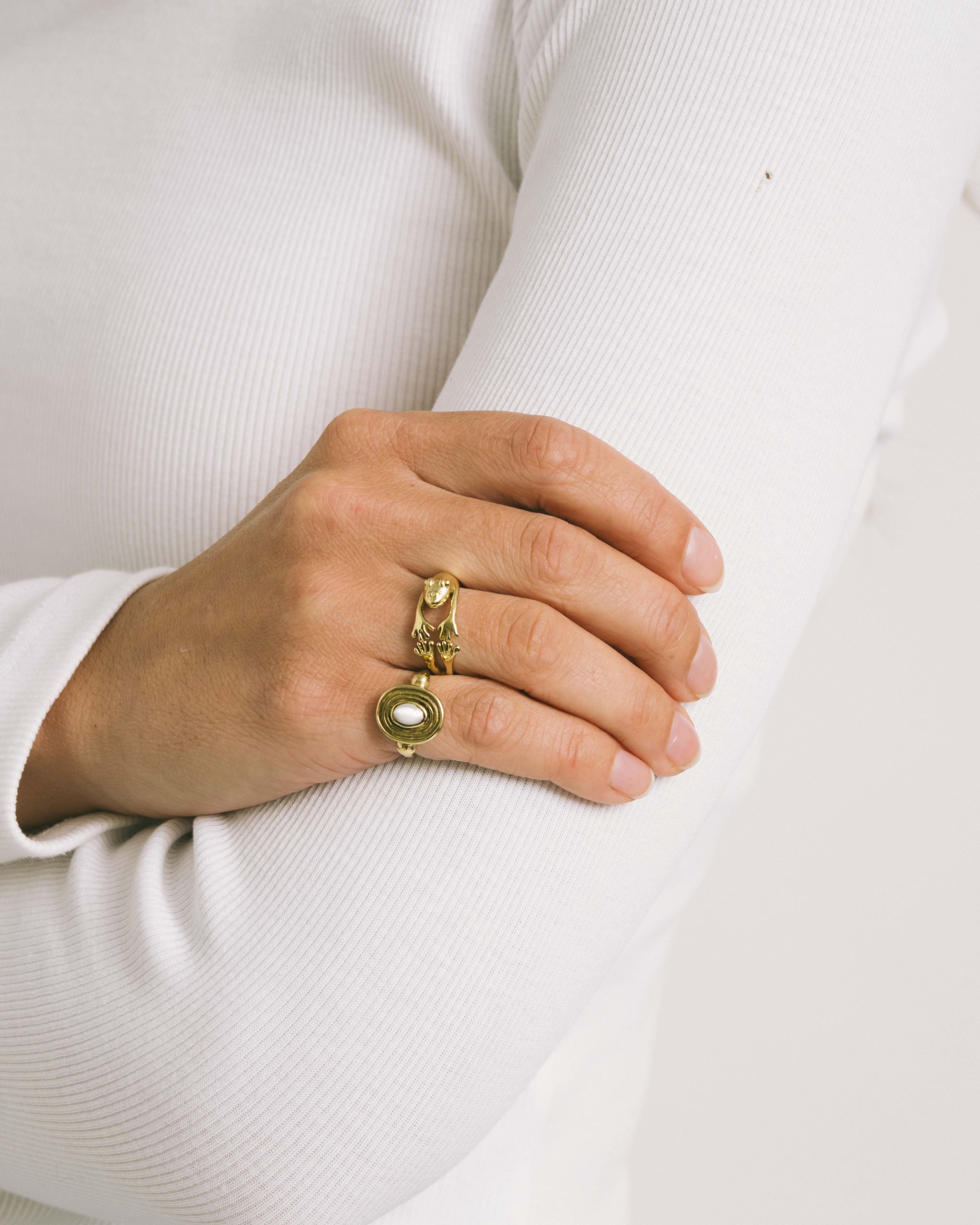 Brass Frog Ring Goud